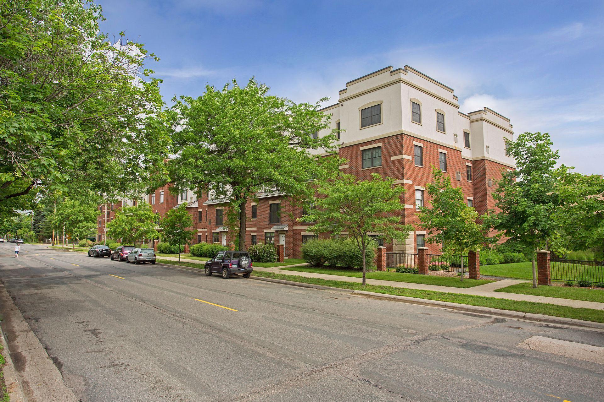 View of Residential at 619 8th Street #409, Minneapolis MN 55414, Minneapolis (26 of 35) - Mike Wilen | Minnesota Team Real Estate