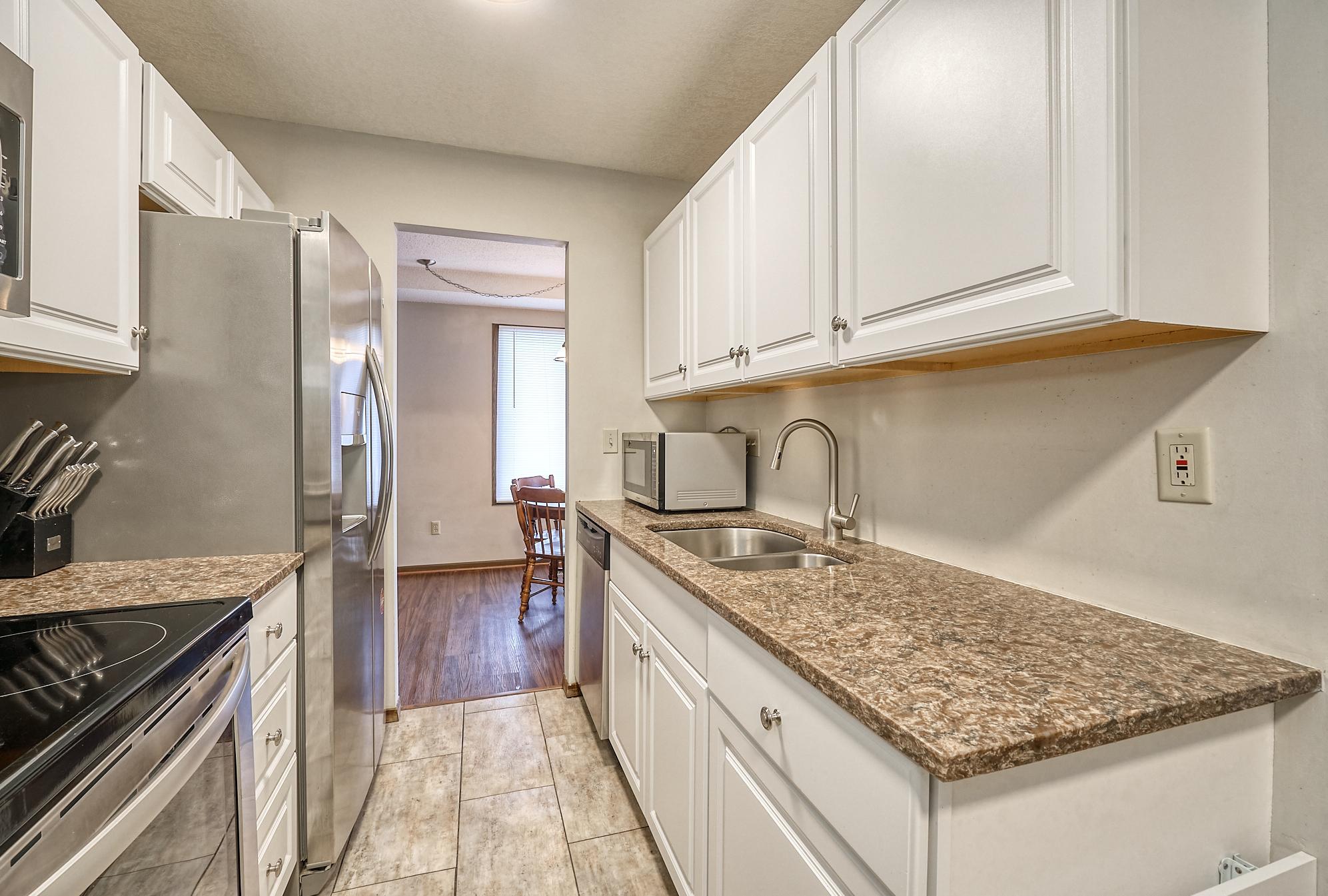 View of Residential at 1117 Trailwood, Hopkins MN 55343, Hopkins (8 of 27) - Mike Wilen | Minnesota Team Real Estate