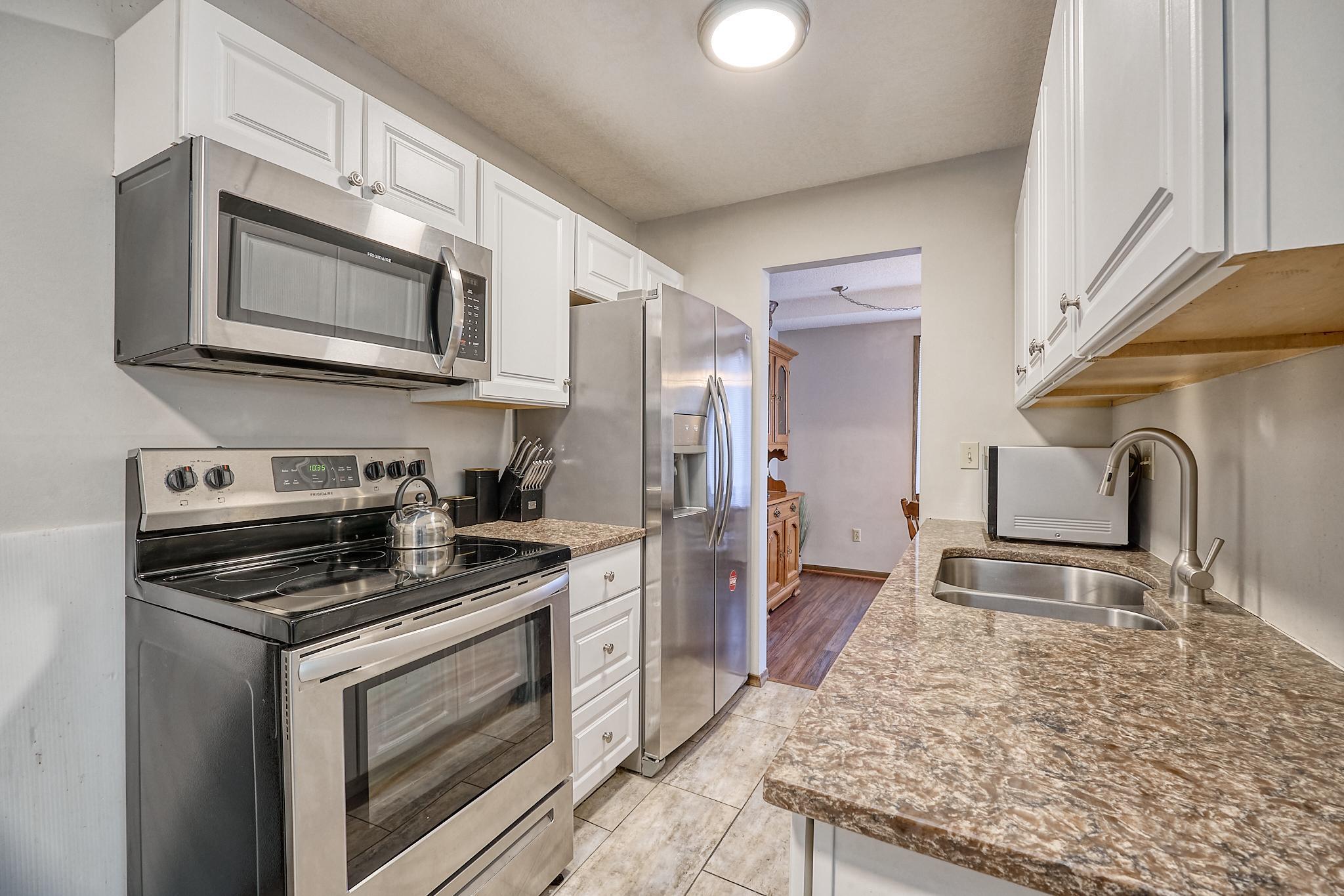 View of Residential at 1117 Trailwood, Hopkins MN 55343, Hopkins (4 of 27) - Mike Wilen | Minnesota Team Real Estate