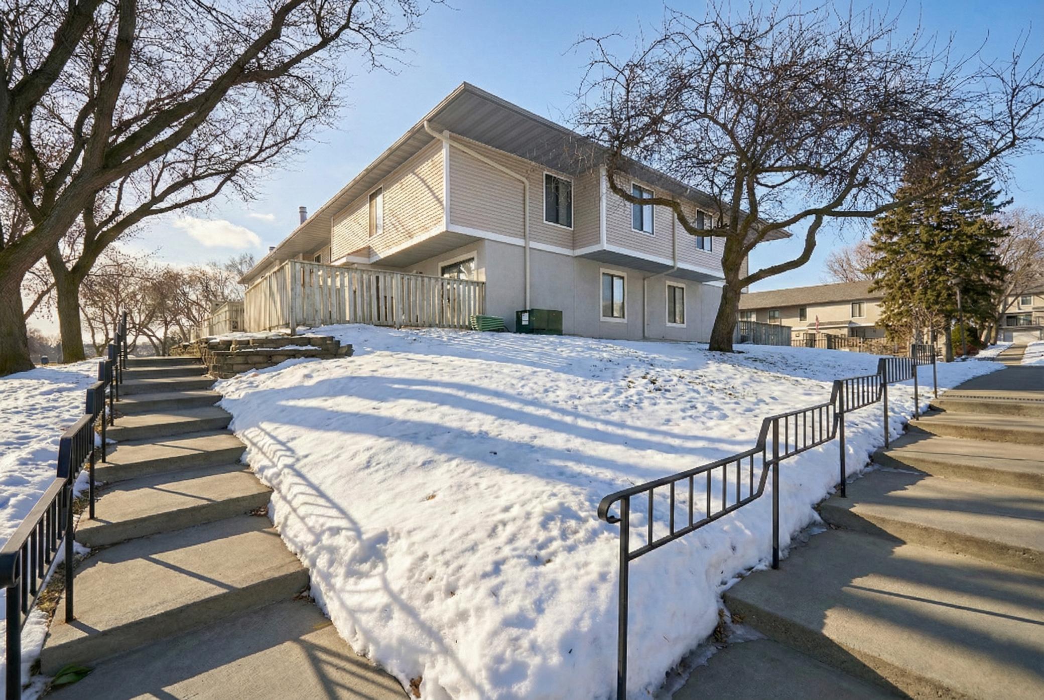 View of Residential at 1117 Trailwood, Hopkins MN 55343, Hopkins (2 of 27) - Mike Wilen | Minnesota Team Real Estate