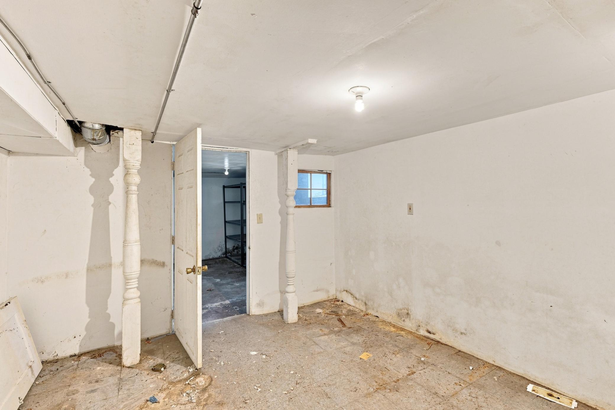 View of Residential Income at 1716 University Avenue, Minneapolis MN 55413, Minneapolis (32 of 41) - Mike Wilen | Minnesota Team Real Estate
