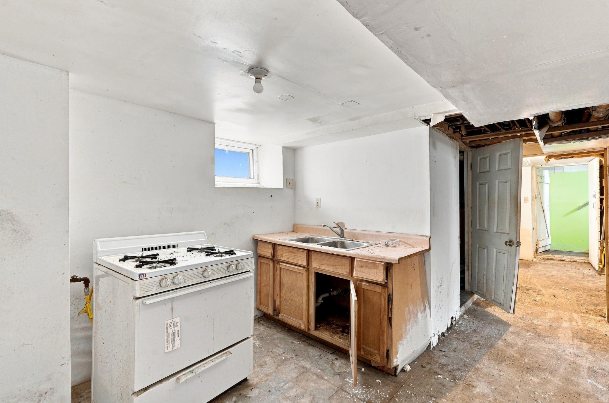 View of Residential Income at 1716 University Avenue, Minneapolis MN 55413, Minneapolis (30 of 41) - Mike Wilen | Minnesota Team Real Estate