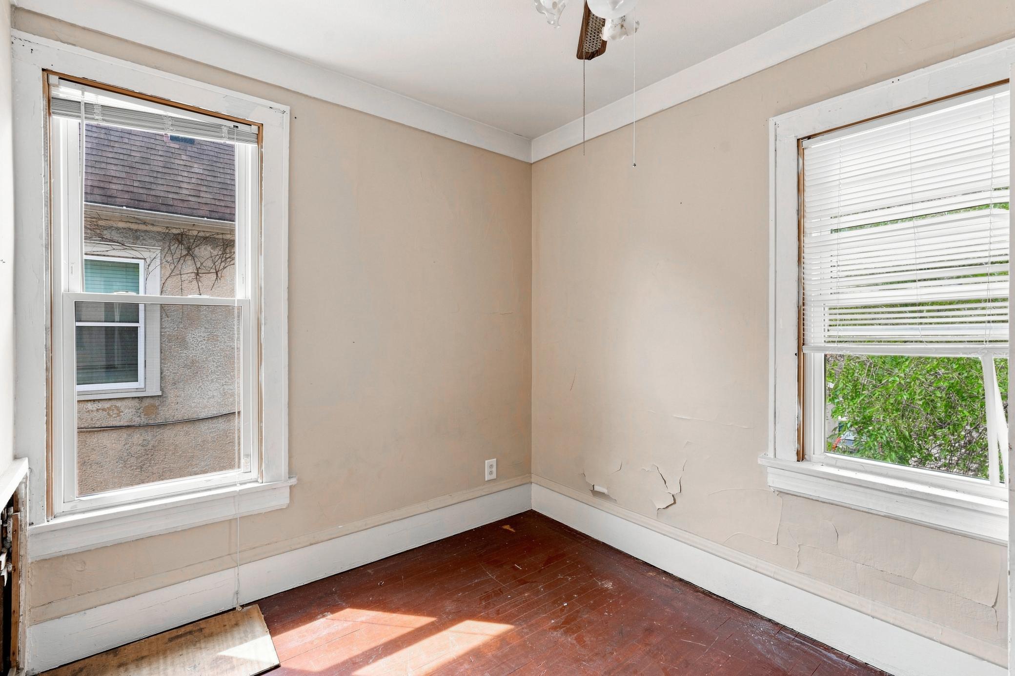 View of Residential Income at 1716 University Avenue, Minneapolis MN 55413, Minneapolis (25 of 41) - Mike Wilen | Minnesota Team Real Estate