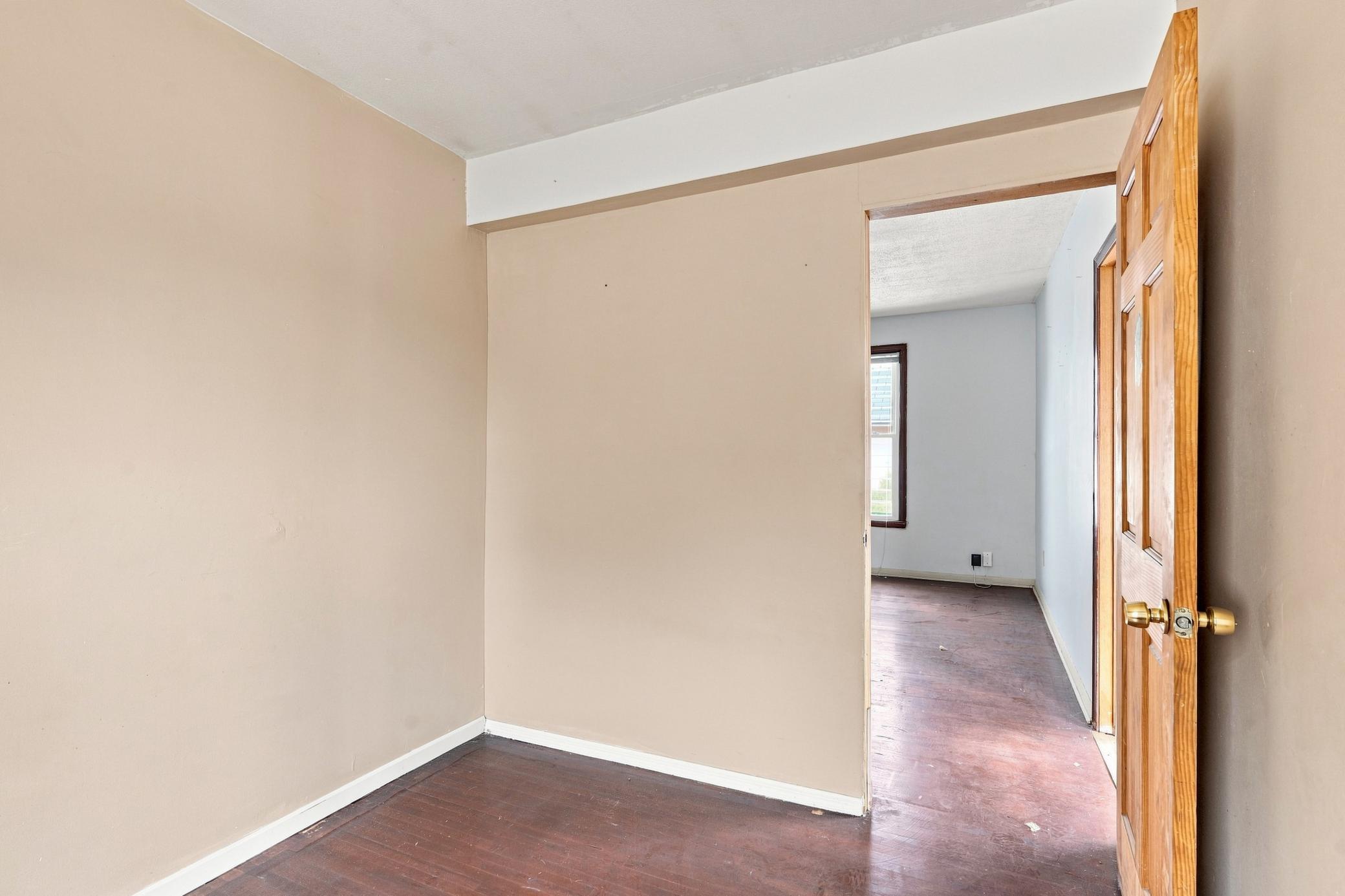 View of Residential Income at 1716 University Avenue, Minneapolis MN 55413, Minneapolis (16 of 41) - Mike Wilen | Minnesota Team Real Estate