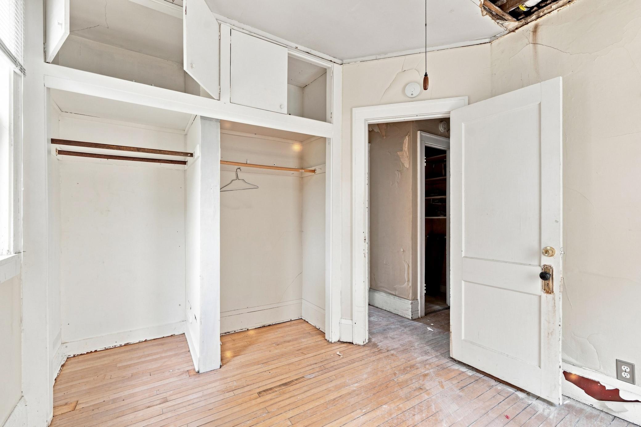 View of Residential Income at 1716 University Avenue, Minneapolis MN 55413, Minneapolis (10 of 41) - Mike Wilen | Minnesota Team Real Estate