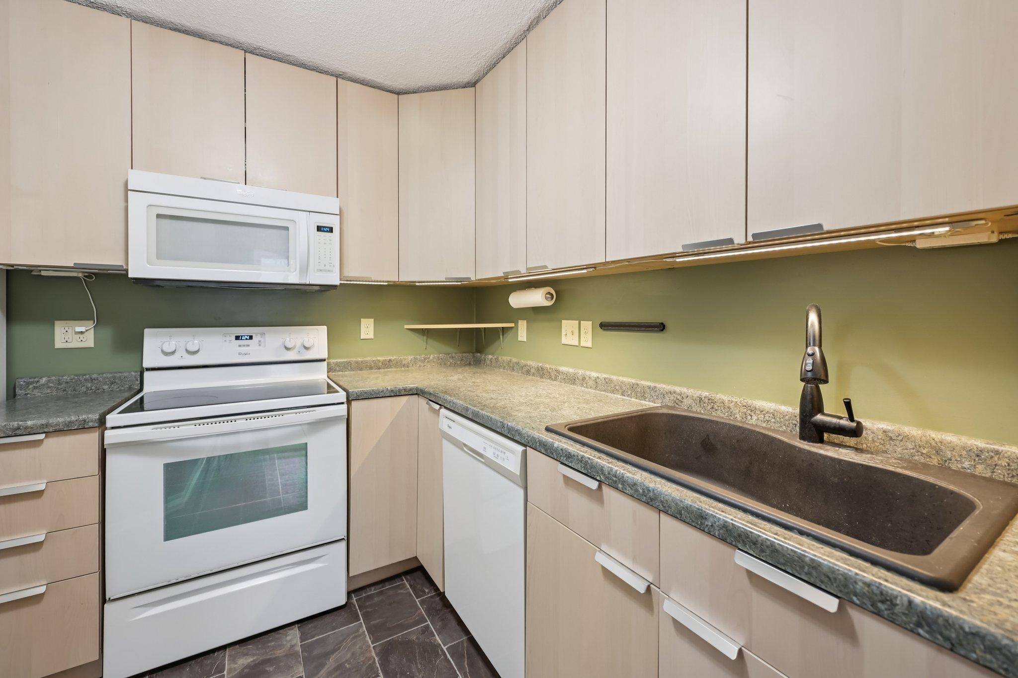 View of Residential at 2200 Nevada Avenue #316, Saint Louis Park MN 55426, Saint Louis Park (11 of 35) - Mike Wilen | Minnesota Team Real Estate