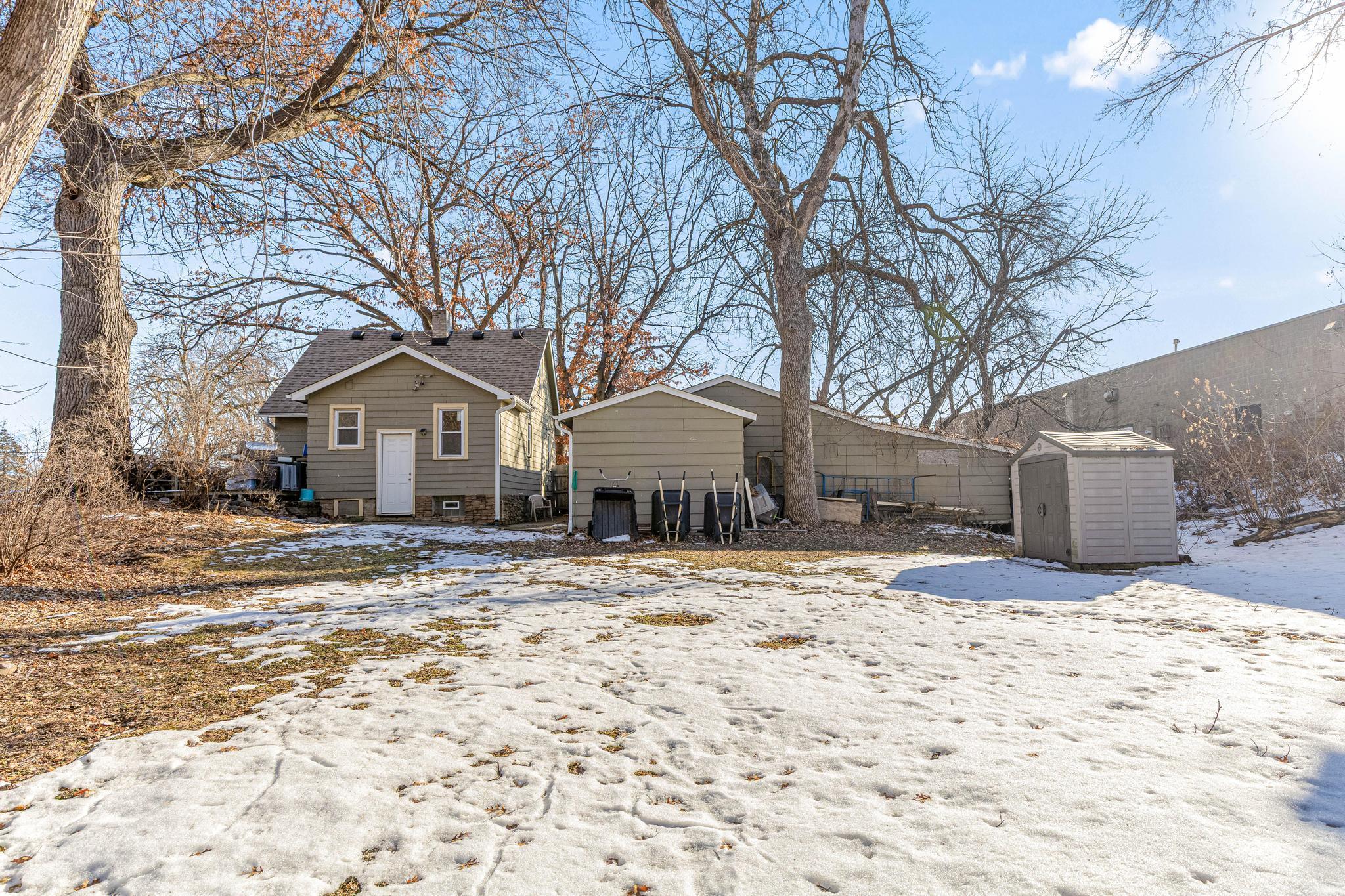 View of Commercial Sale at 1709/1695 Mcknight Road, Maplewood MN 55109, Maplewood (14 of 17) - Mike Wilen | Minnesota Team Real Estate