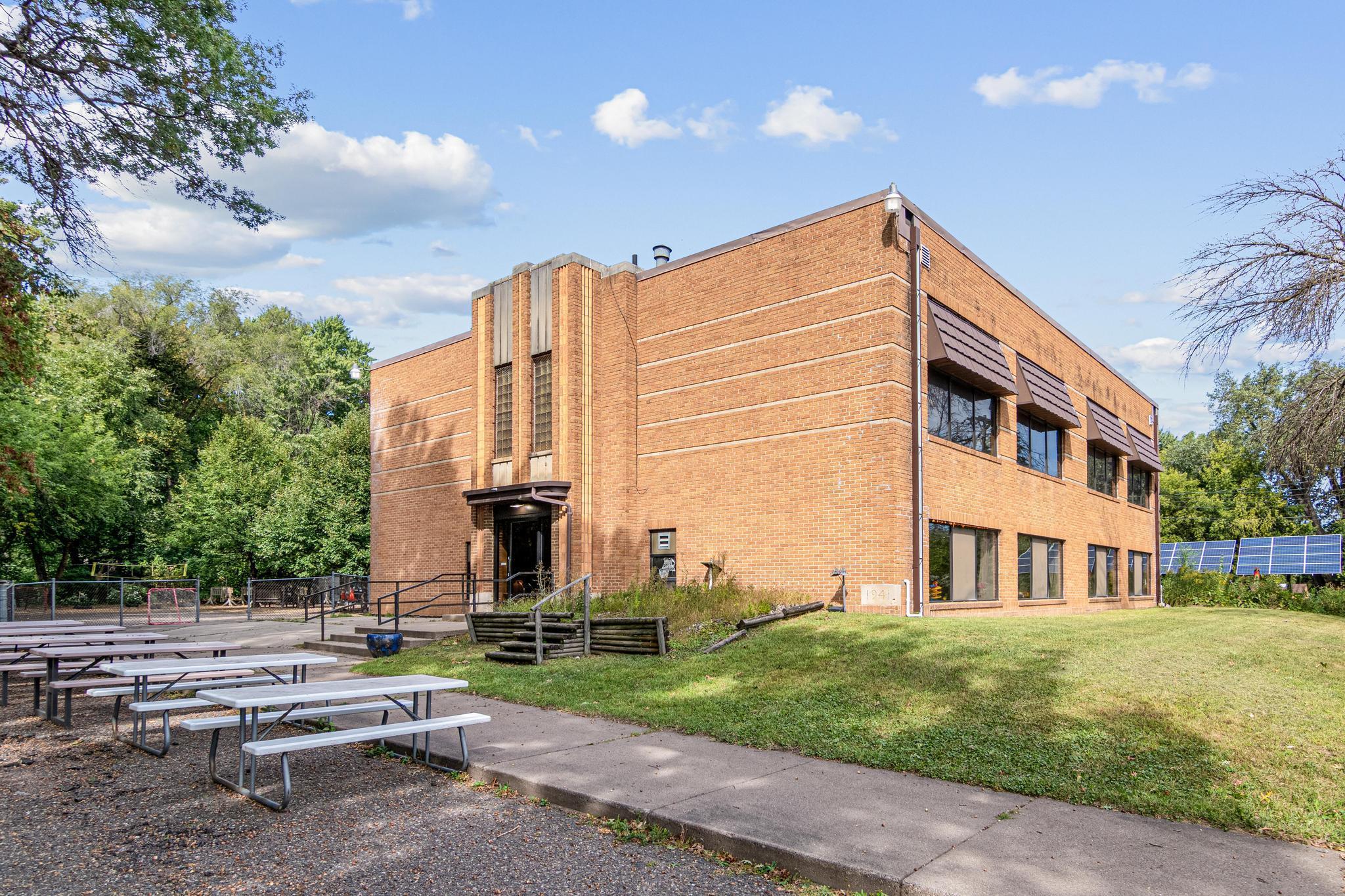 View of Commercial Sale at 1709/1695 Mcknight Road, Maplewood MN 55109, Maplewood (13 of 31) - Mike Wilen | Minnesota Team Real Estate