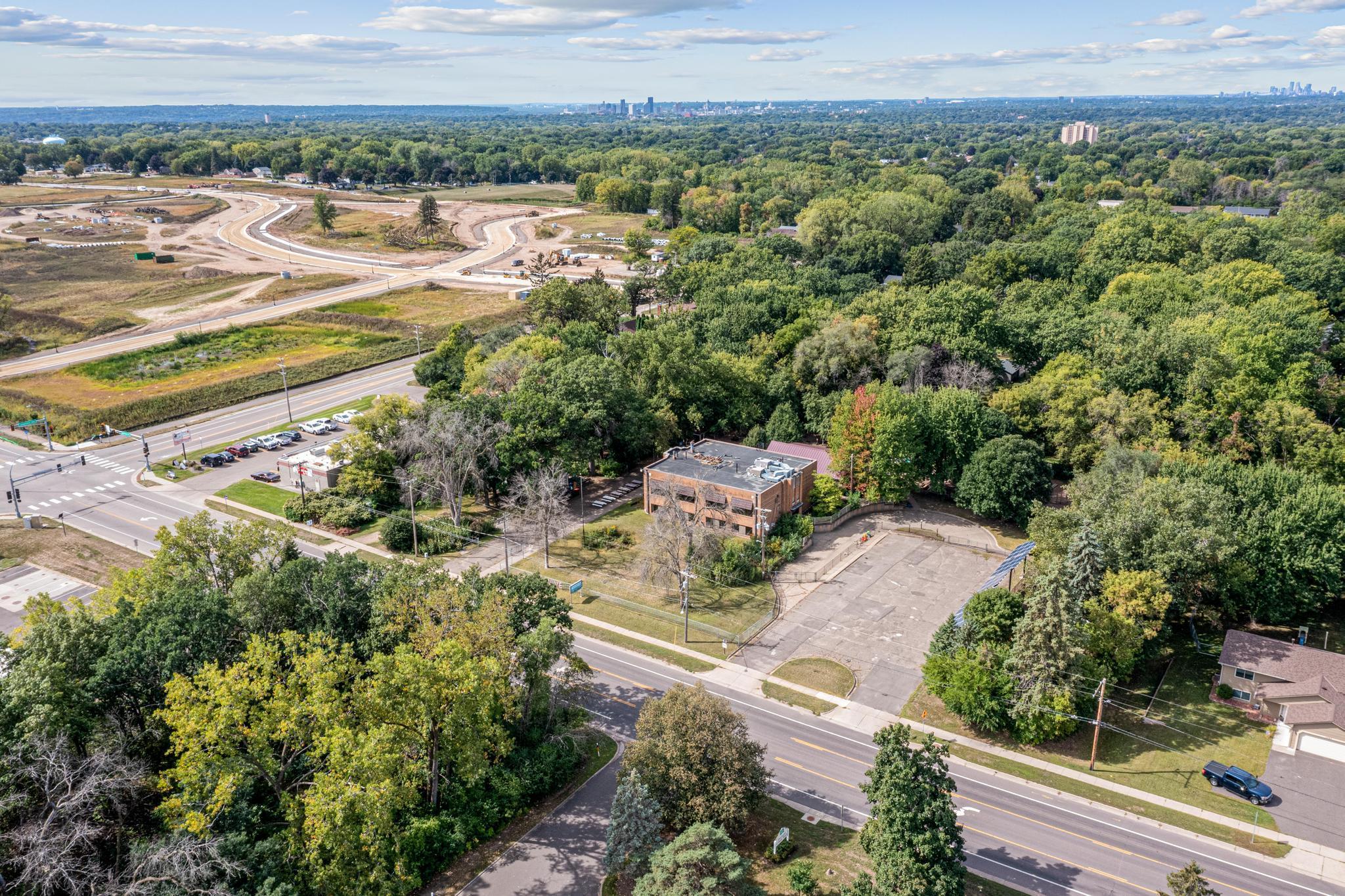 View of Commercial Sale at 1709/1695 Mcknight Road, Maplewood MN 55109, Maplewood (8 of 31) - Mike Wilen | Minnesota Team Real Estate