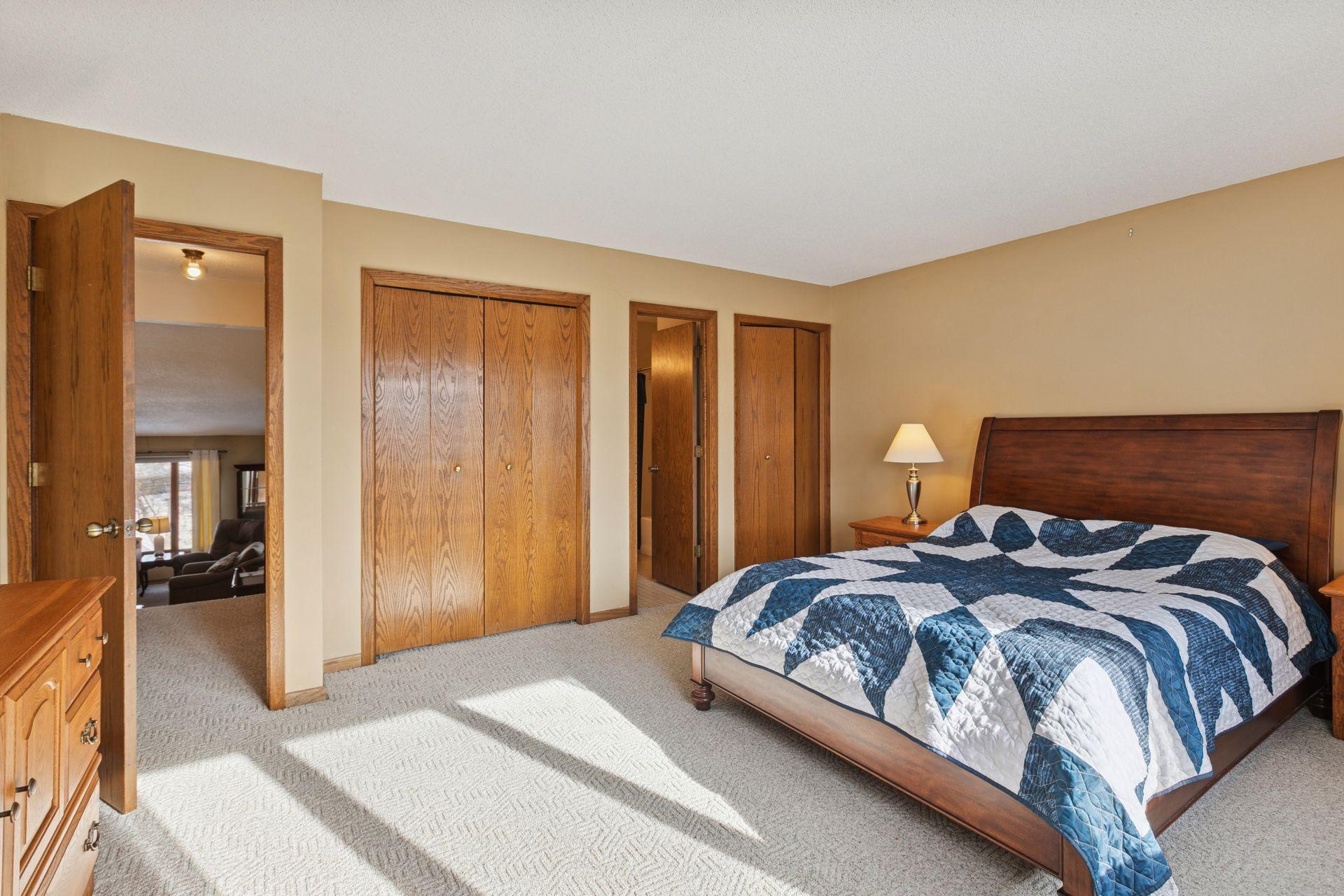 View of Residential at 2406 County Road D #4, Roseville MN 55112, Roseville (11 of 19) - Mike Wilen | Minnesota Team Real Estate