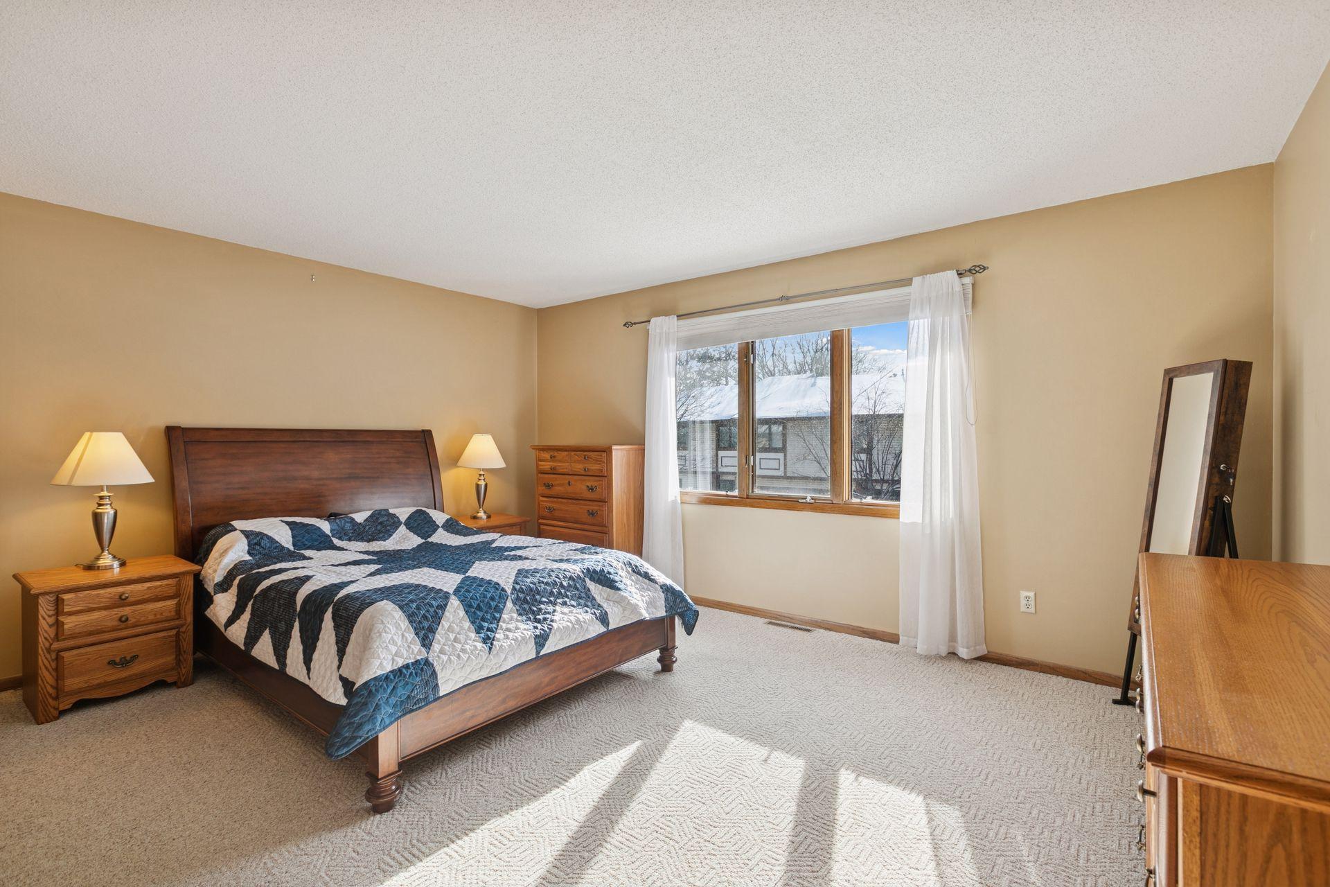 View of Residential at 2406 County Road D #4, Roseville MN 55112, Roseville (10 of 19) - Mike Wilen | Minnesota Team Real Estate
