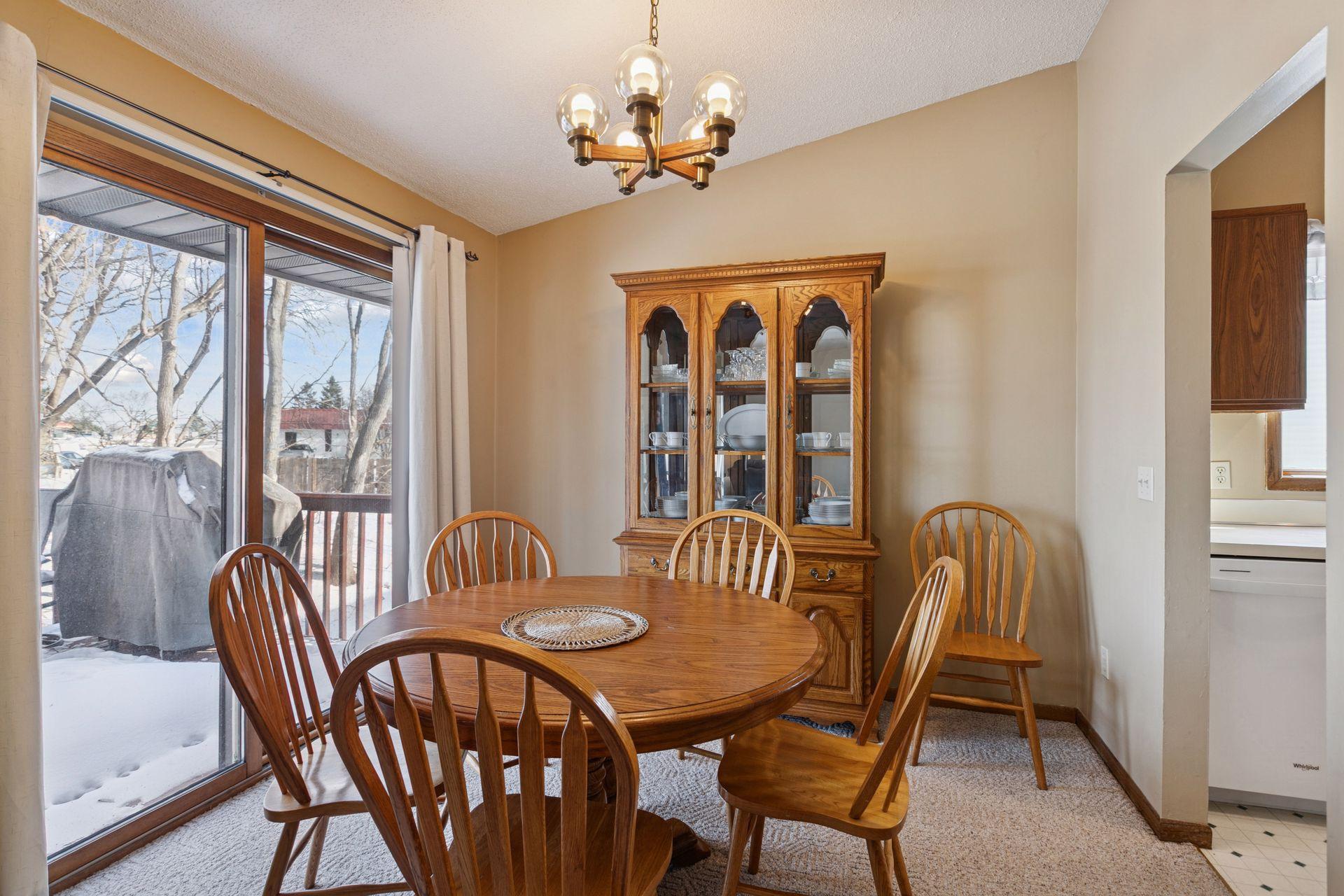 View of Residential at 2406 County Road D #4, Roseville MN 55112, Roseville (6 of 19) - Mike Wilen | Minnesota Team Real Estate