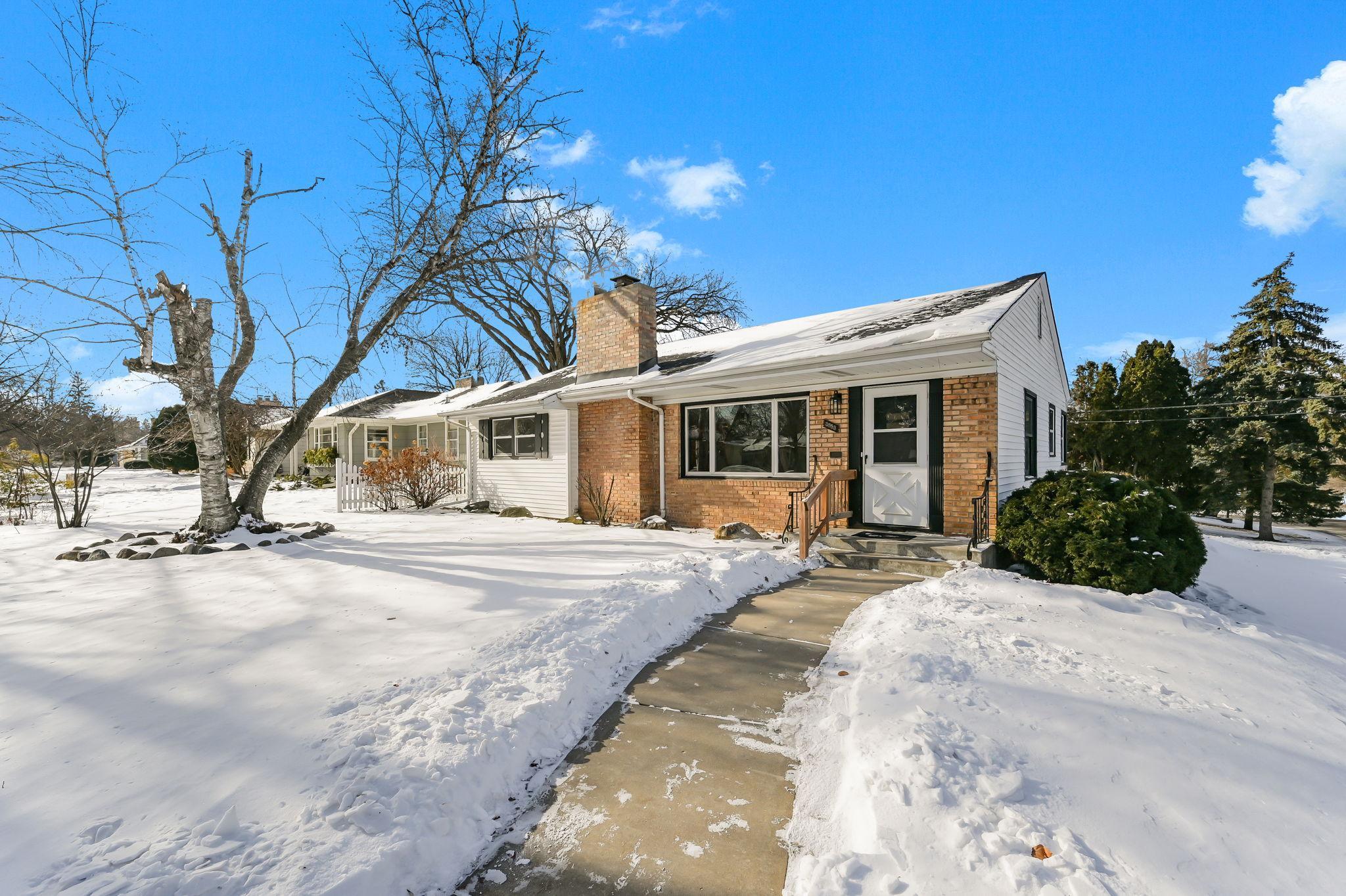 View of Residential at 3553 Abbott Avenue, Robbinsdale MN 55422, Robbinsdale - Mike Wilen | Minnesota Team Real Estate