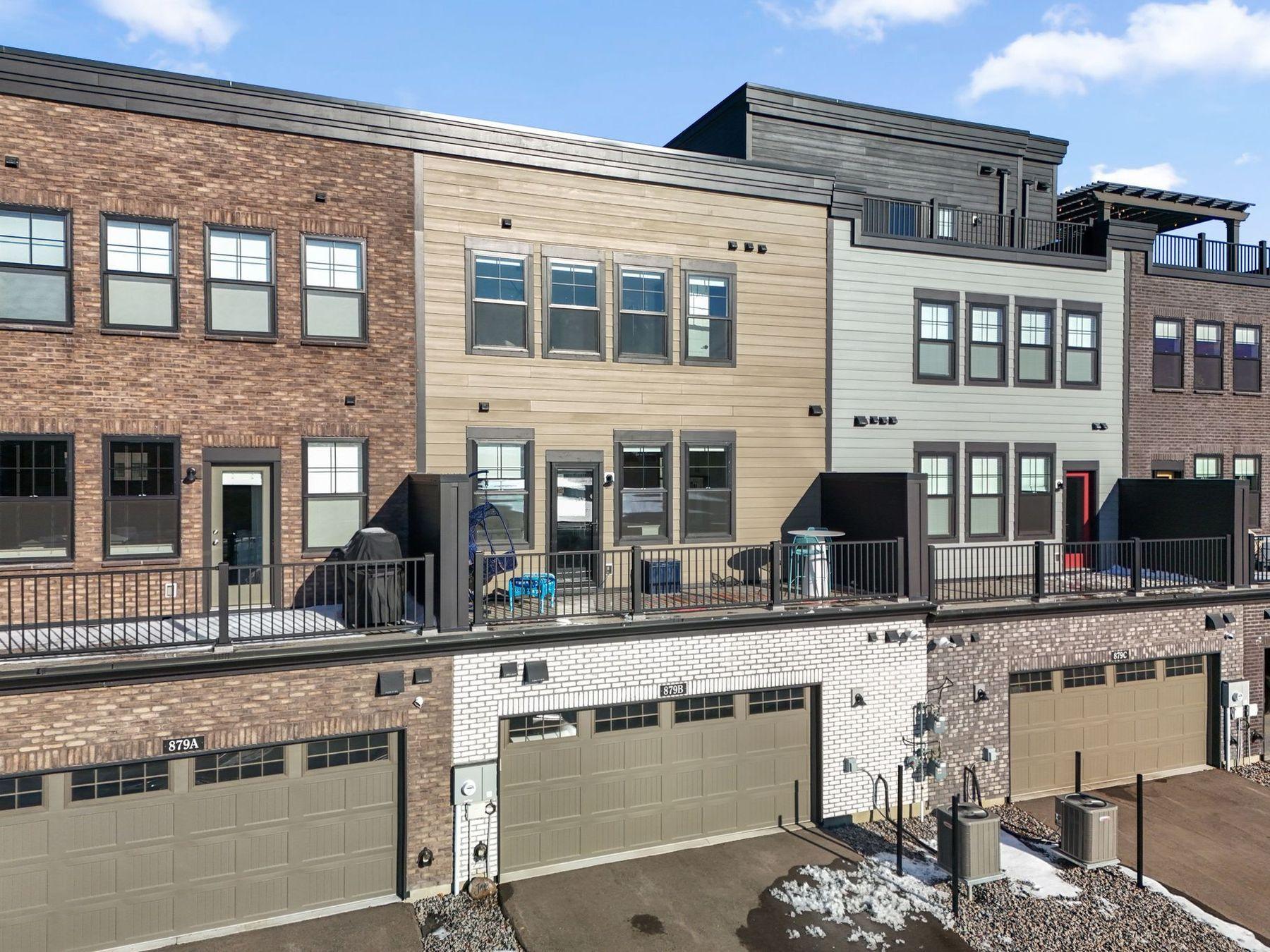 View of Residential at 879 Woodlawn Avenue #B, Saint Paul MN 55116, Saint Paul (130 of 136) - Mike Wilen | Minnesota Team Real Estate