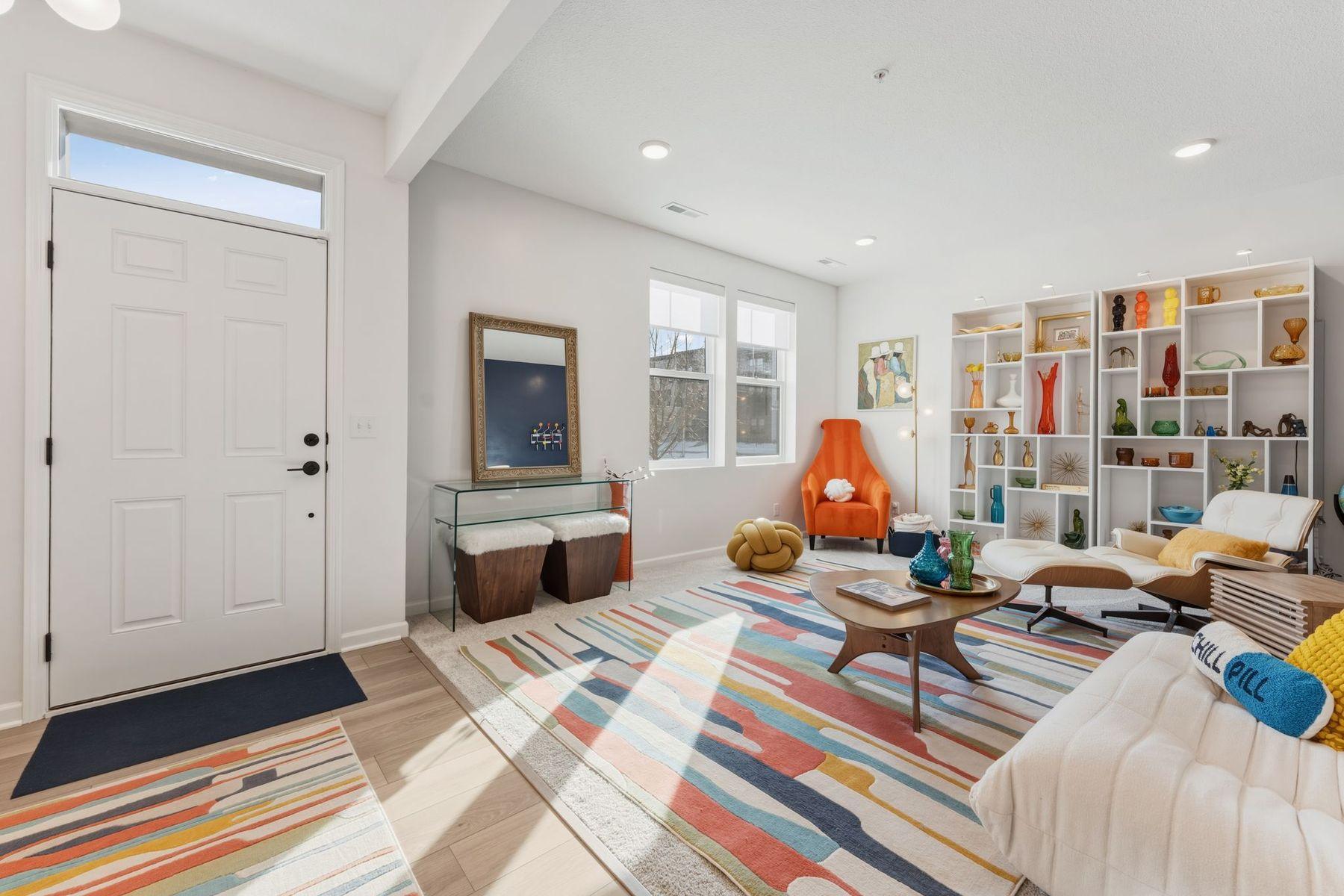 View of Residential at 879 Woodlawn Avenue #B, Saint Paul MN 55116, Saint Paul (53 of 136) - Mike Wilen | Minnesota Team Real Estate