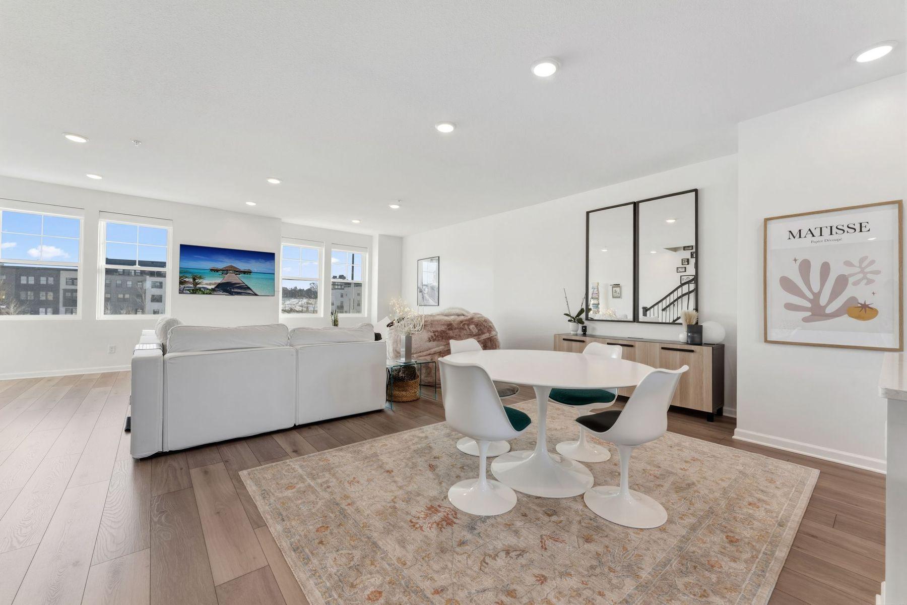 View of Residential at 879 Woodlawn Avenue #B, Saint Paul MN 55116, Saint Paul (31 of 136) - Mike Wilen | Minnesota Team Real Estate