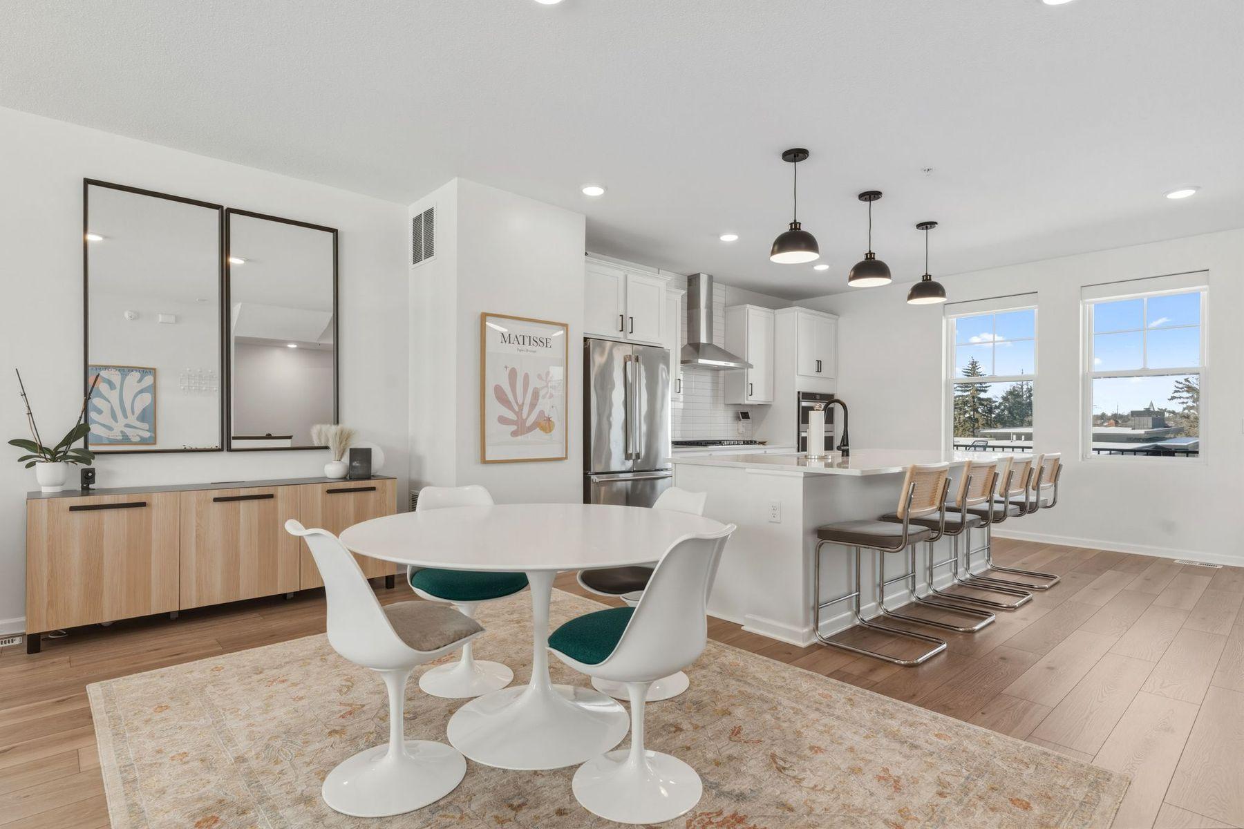 View of Residential at 879 Woodlawn Avenue #B, Saint Paul MN 55116, Saint Paul (23 of 136) - Mike Wilen | Minnesota Team Real Estate