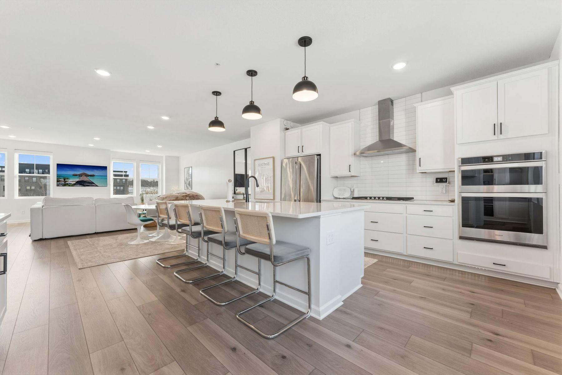 View of Residential at 879 Woodlawn Avenue #B, Saint Paul MN 55116, Saint Paul (8 of 136) - Mike Wilen | Minnesota Team Real Estate