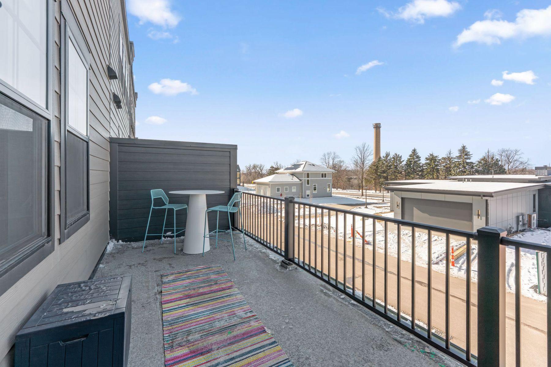 View of Residential at 879 Woodlawn Avenue #B, Saint Paul MN 55116, Saint Paul (10 of 136) - Mike Wilen | Minnesota Team Real Estate