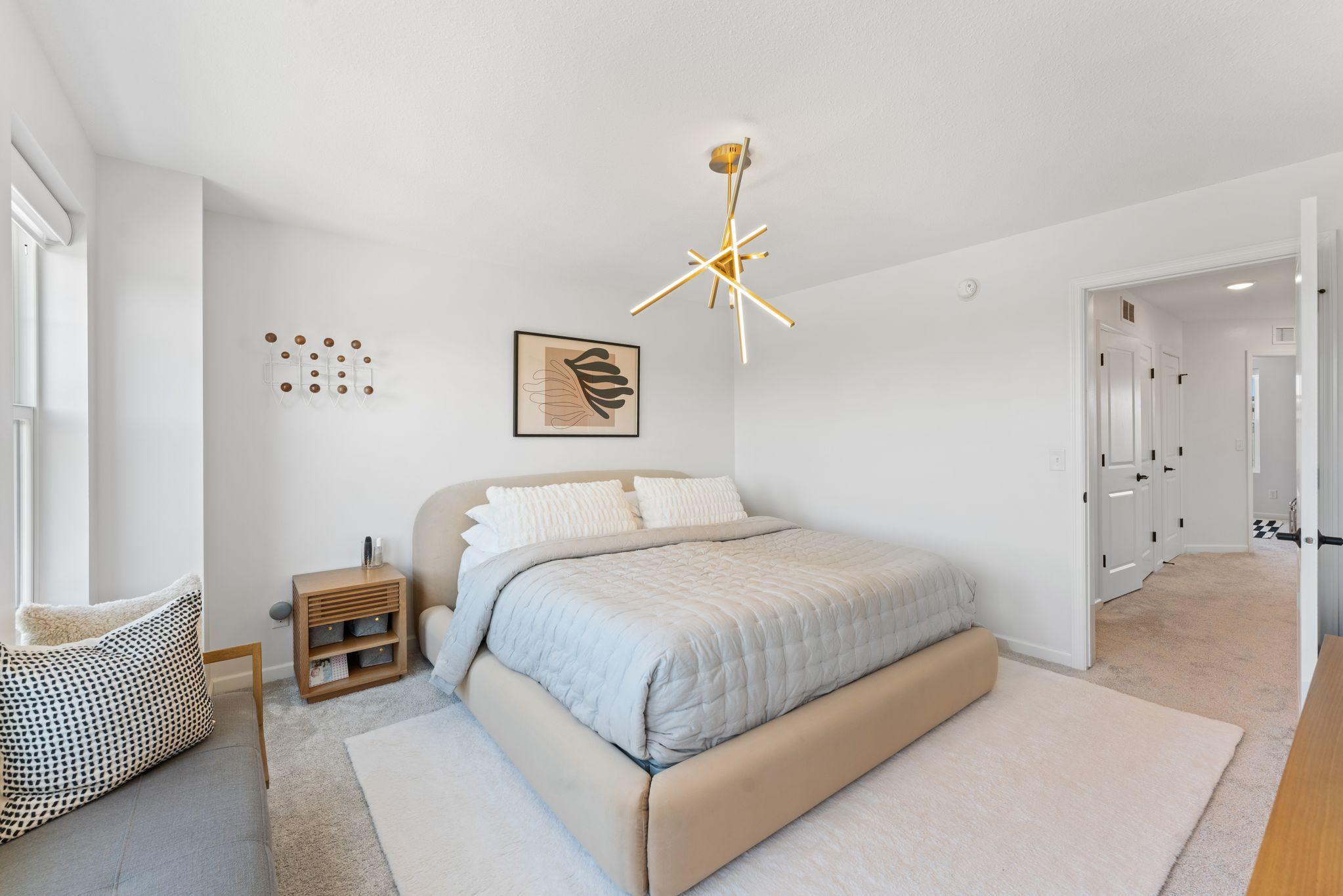 View of Residential at 879 Woodlawn Avenue #B, Saint Paul MN 55116, Saint Paul (62 of 136) - Mike Wilen | Minnesota Team Real Estate