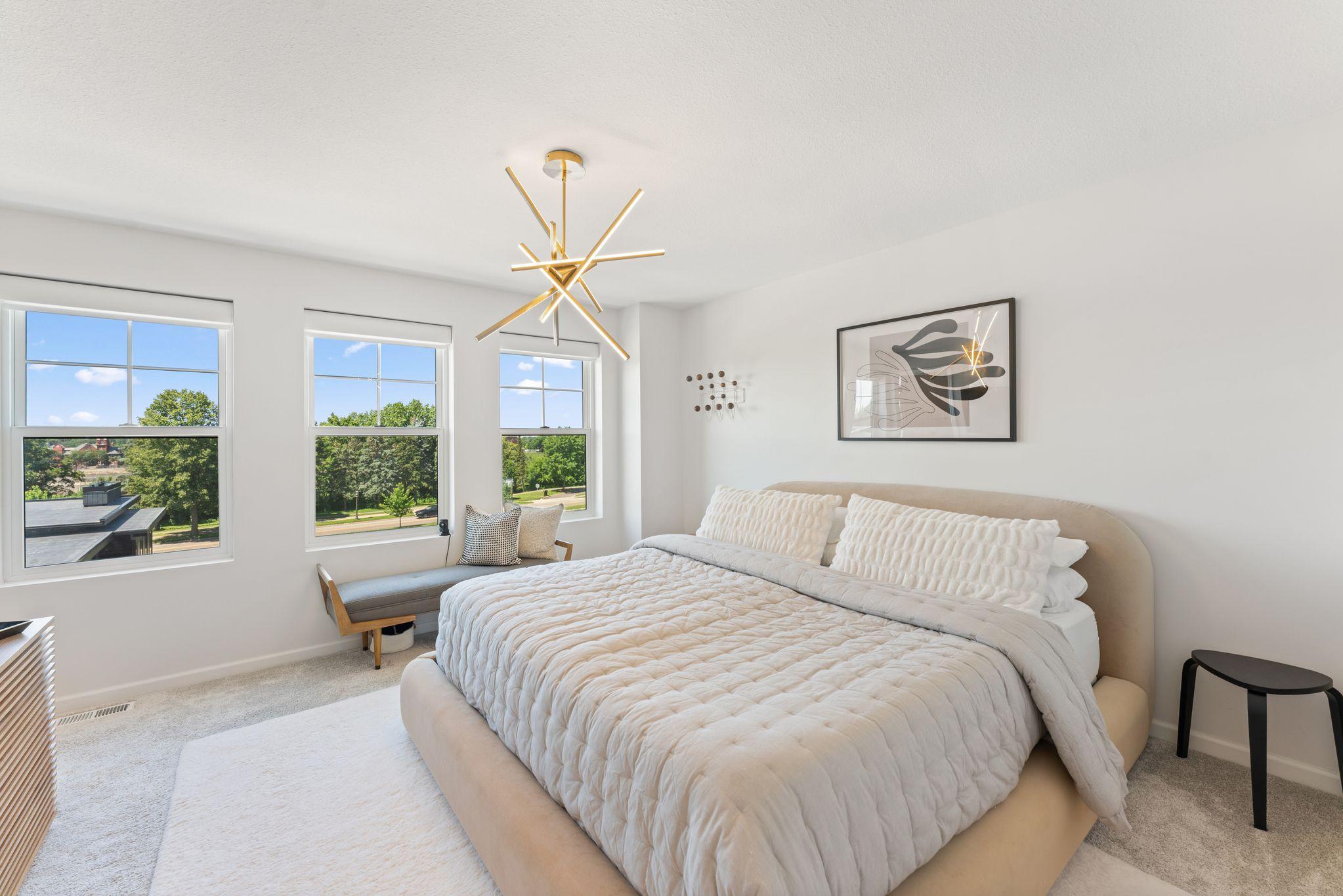 View of Residential at 879 Woodlawn Avenue #B, Saint Paul MN 55116, Saint Paul (59 of 136) - Mike Wilen | Minnesota Team Real Estate
