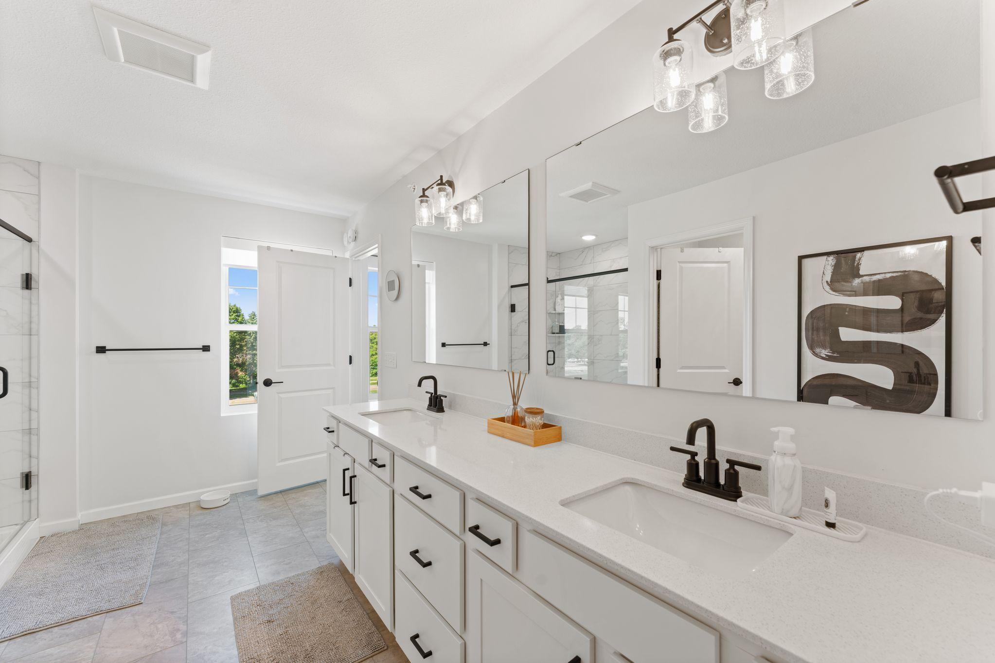 View of Residential at 879 Woodlawn Avenue #B, Saint Paul MN 55116, Saint Paul (72 of 136) - Mike Wilen | Minnesota Team Real Estate