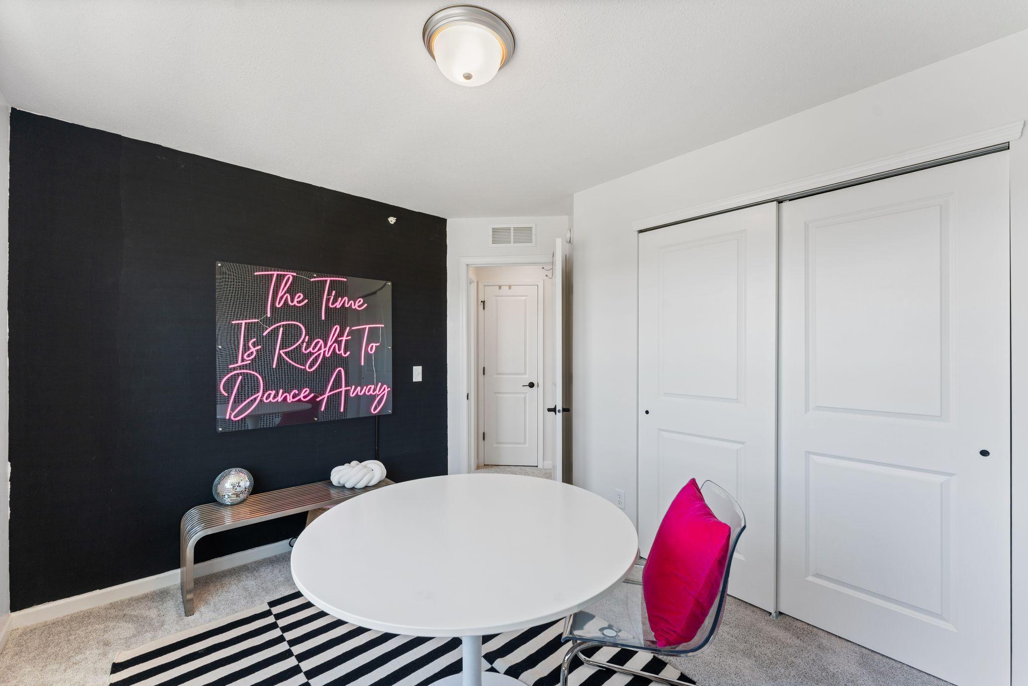 View of Residential at 879 Woodlawn Avenue #B, Saint Paul MN 55116, Saint Paul (82 of 136) - Mike Wilen | Minnesota Team Real Estate