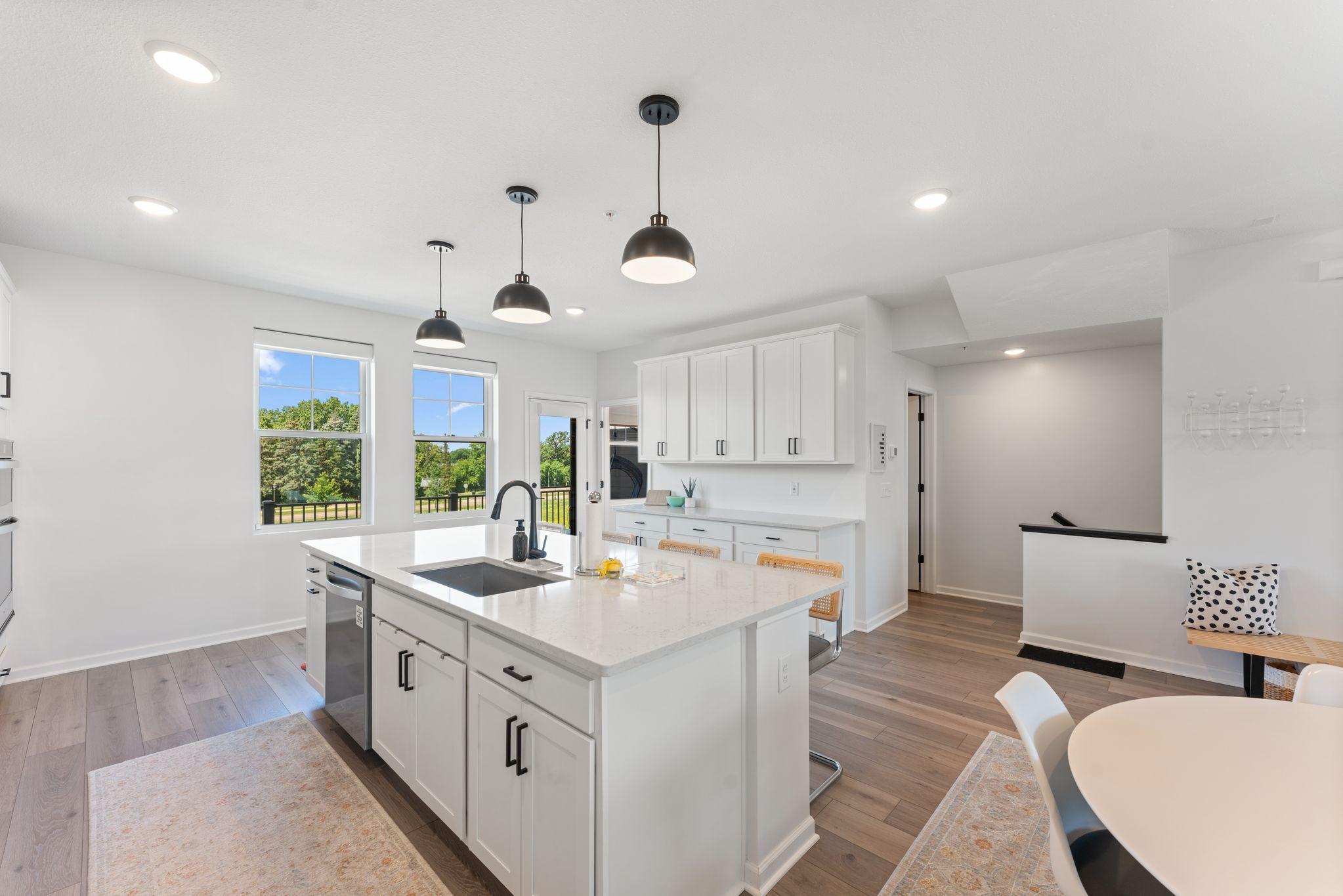 View of Residential at 879 Woodlawn Avenue #B, Saint Paul MN 55116, Saint Paul (18 of 136) - Mike Wilen | Minnesota Team Real Estate