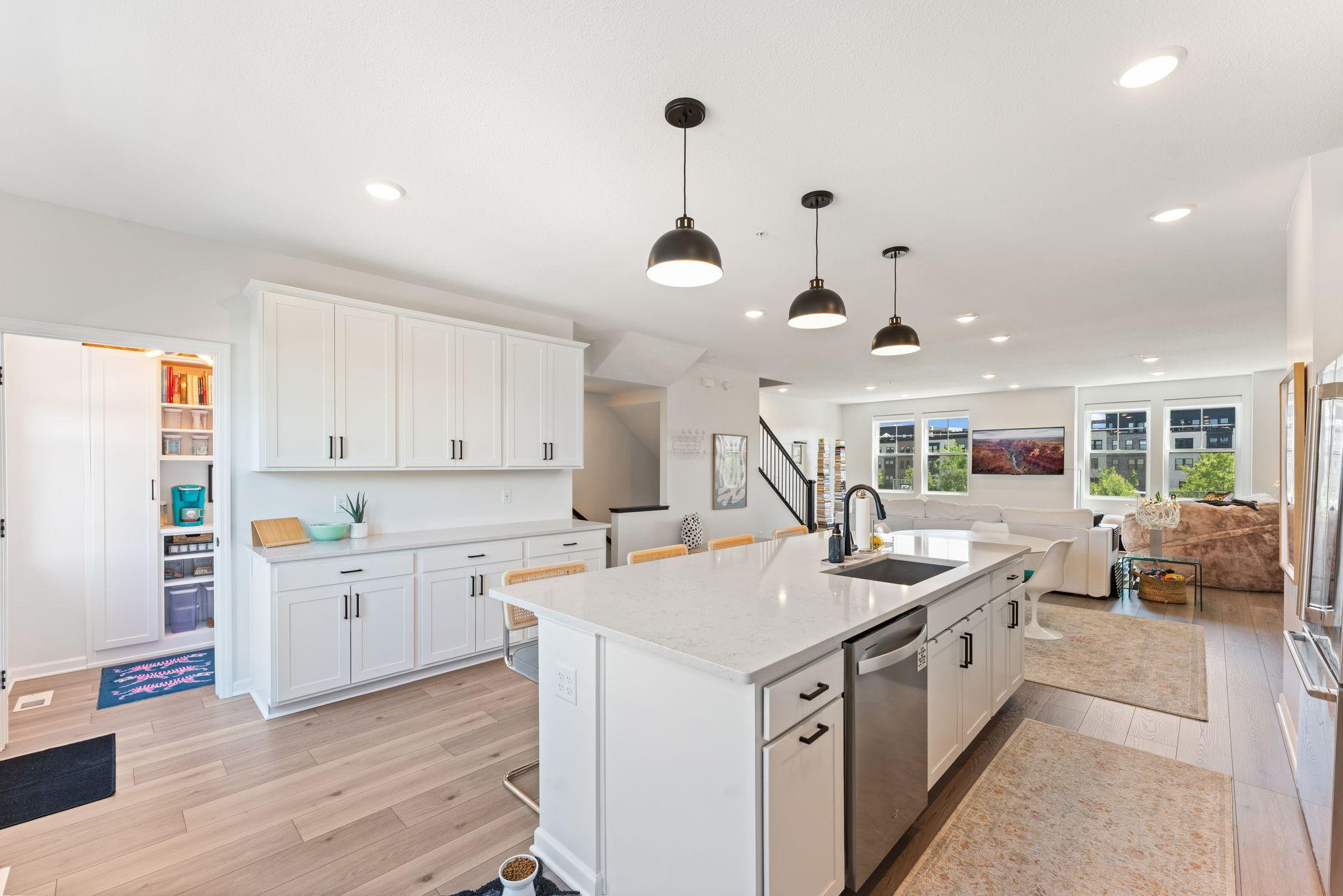 View of Residential at 879 Woodlawn Avenue #B, Saint Paul MN 55116, Saint Paul (14 of 136) - Mike Wilen | Minnesota Team Real Estate