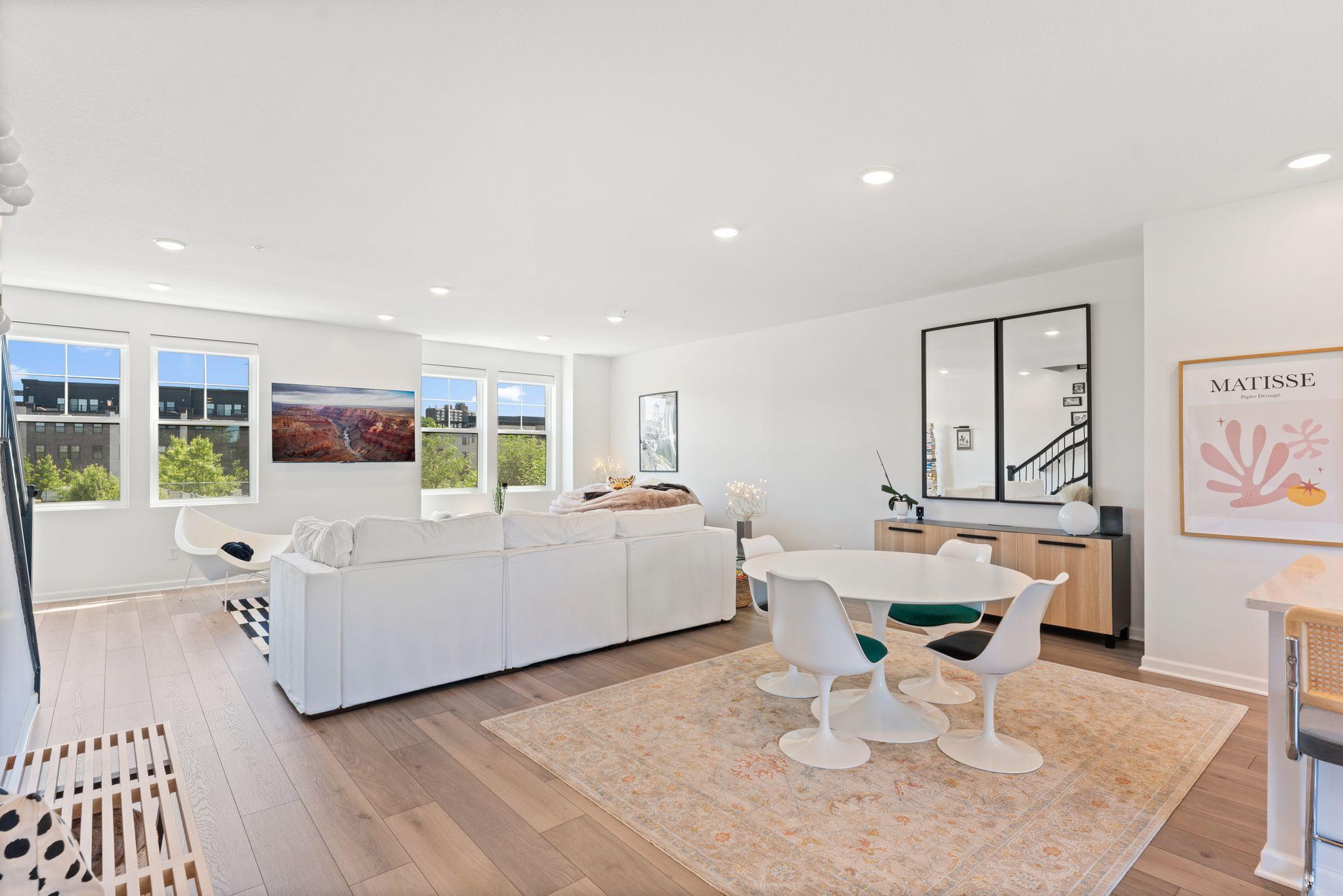 View of Residential at 879 Woodlawn Avenue #B, Saint Paul MN 55116, Saint Paul (28 of 136) - Mike Wilen | Minnesota Team Real Estate