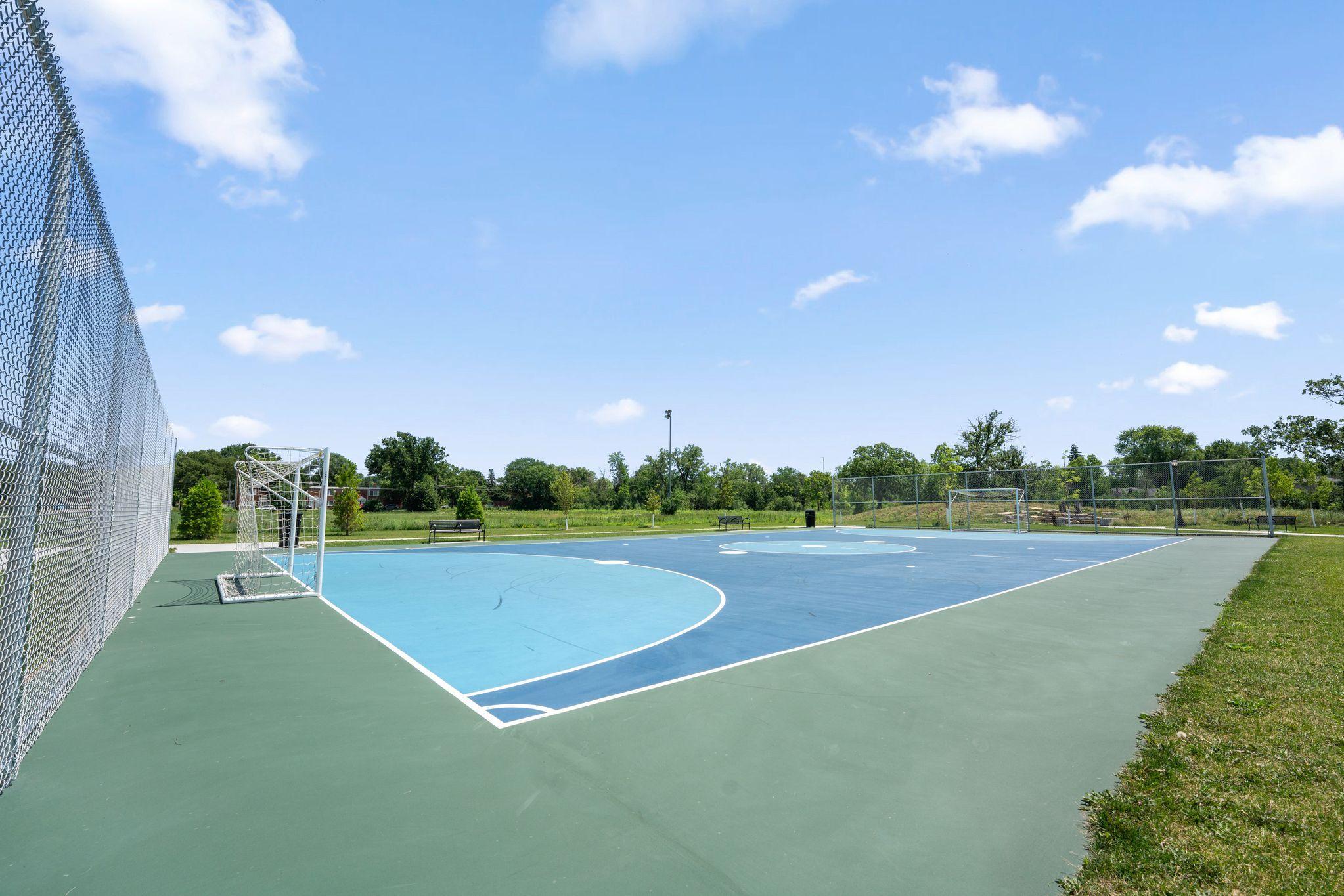 View of Residential at 879 Woodlawn Avenue #B, Saint Paul MN 55116, Saint Paul (116 of 136) - Mike Wilen | Minnesota Team Real Estate