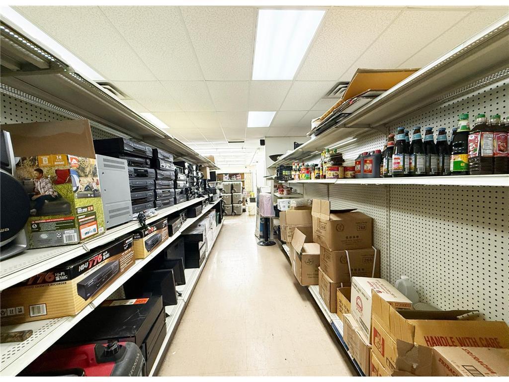View of Commercial Sale at 3100 Lyndale Avenue, Minneapolis MN 55411, Minneapolis (6 of 21) - Mike Wilen | Minnesota Team Real Estate
