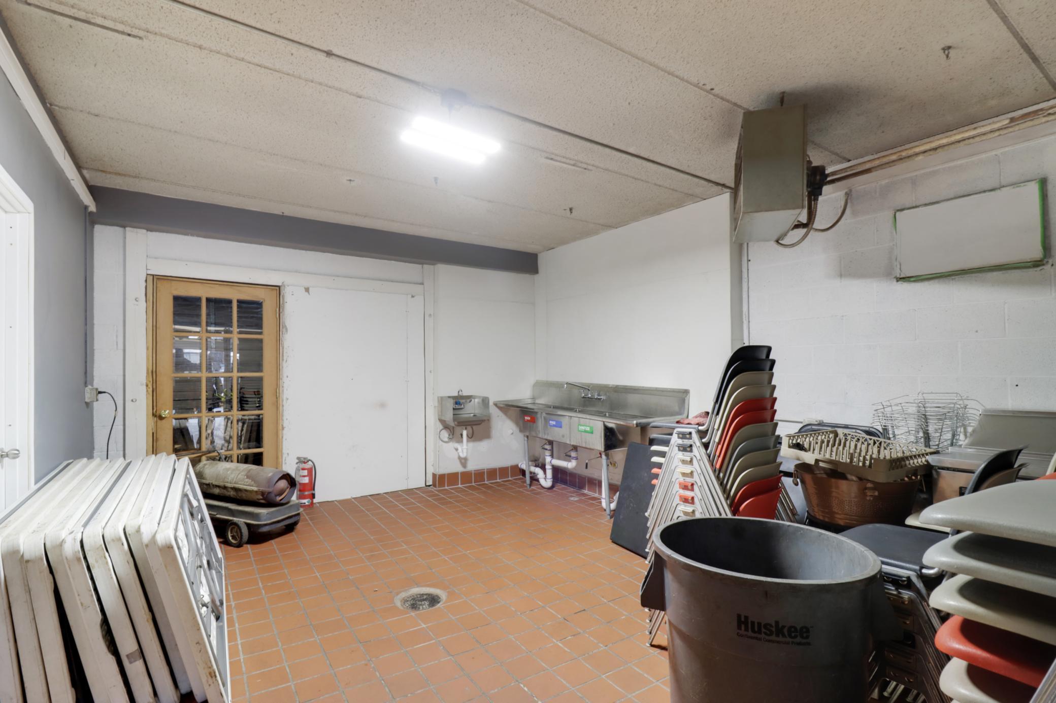 View of Commercial Sale at 1260 Payne Avenue, Saint Paul MN 55130, Saint Paul (8 of 25) - Mike Wilen | Minnesota Team Real Estate