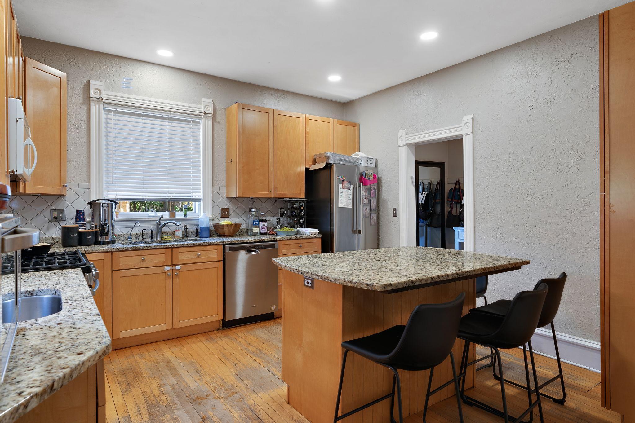 View of Residential at 3017 James Avenue, Minneapolis MN 55408, Minneapolis (2 of 29) - Mike Wilen | Minnesota Team Real Estate