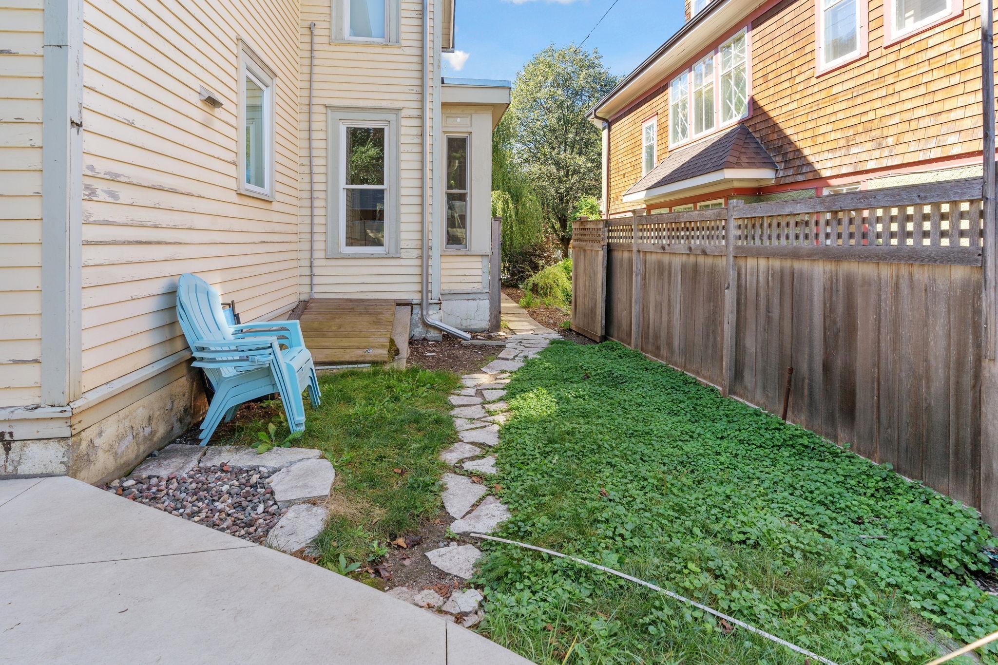 View of Residential at 3017 James Avenue, Minneapolis MN 55408, Minneapolis (23 of 29) - Mike Wilen | Minnesota Team Real Estate