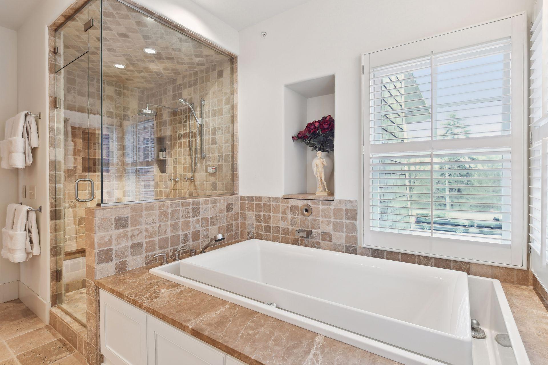 View of Residential at 1620 Kenwood Parkway, Minneapolis MN 55405, Minneapolis (65 of 102) - Mike Wilen | Minnesota Team Real Estate