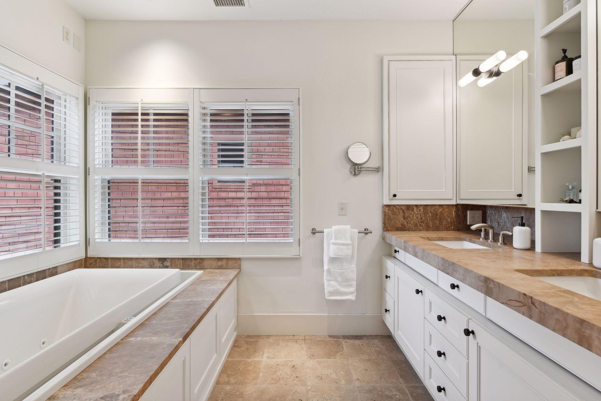 View of Residential at 1620 Kenwood Parkway, Minneapolis MN 55405, Minneapolis (64 of 102) - Mike Wilen | Minnesota Team Real Estate