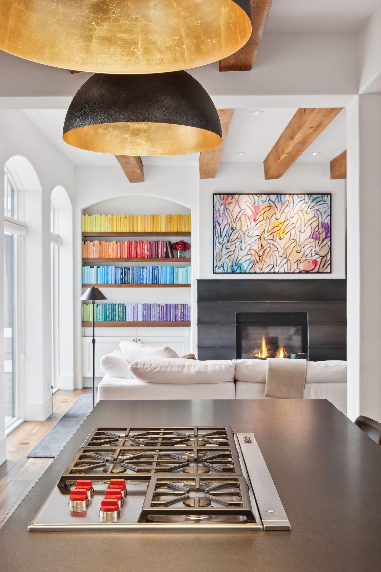 View of Residential at 1620 Kenwood Parkway, Minneapolis MN 55405, Minneapolis (37 of 102) - Mike Wilen | Minnesota Team Real Estate