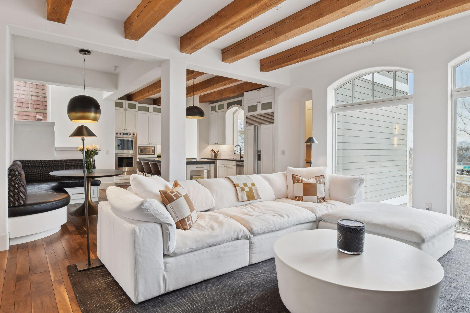 View of Residential at 1620 Kenwood Parkway, Minneapolis MN 55405, Minneapolis (24 of 102) - Mike Wilen | Minnesota Team Real Estate