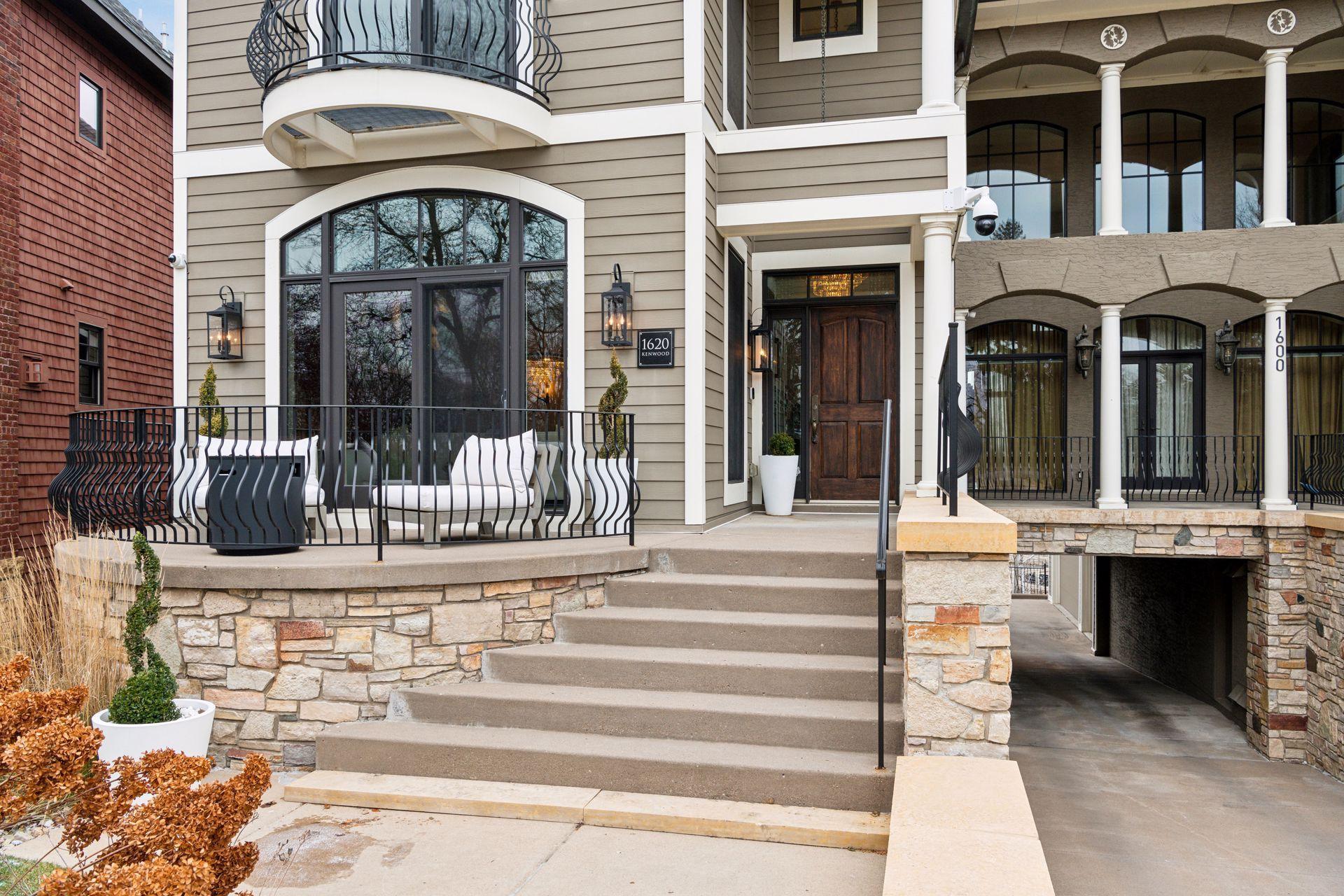 View of Residential at 1620 Kenwood Parkway, Minneapolis MN 55405, Minneapolis (92 of 102) - Mike Wilen | Minnesota Team Real Estate