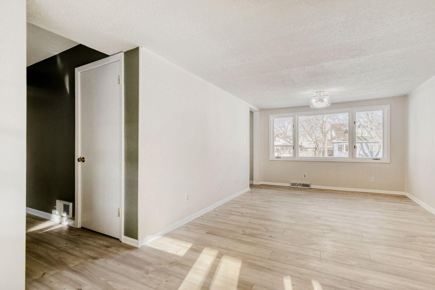 View of Residential at 124 King Street, Saint Paul MN 55107, Saint Paul (8 of 25) - Mike Wilen | Minnesota Team Real Estate