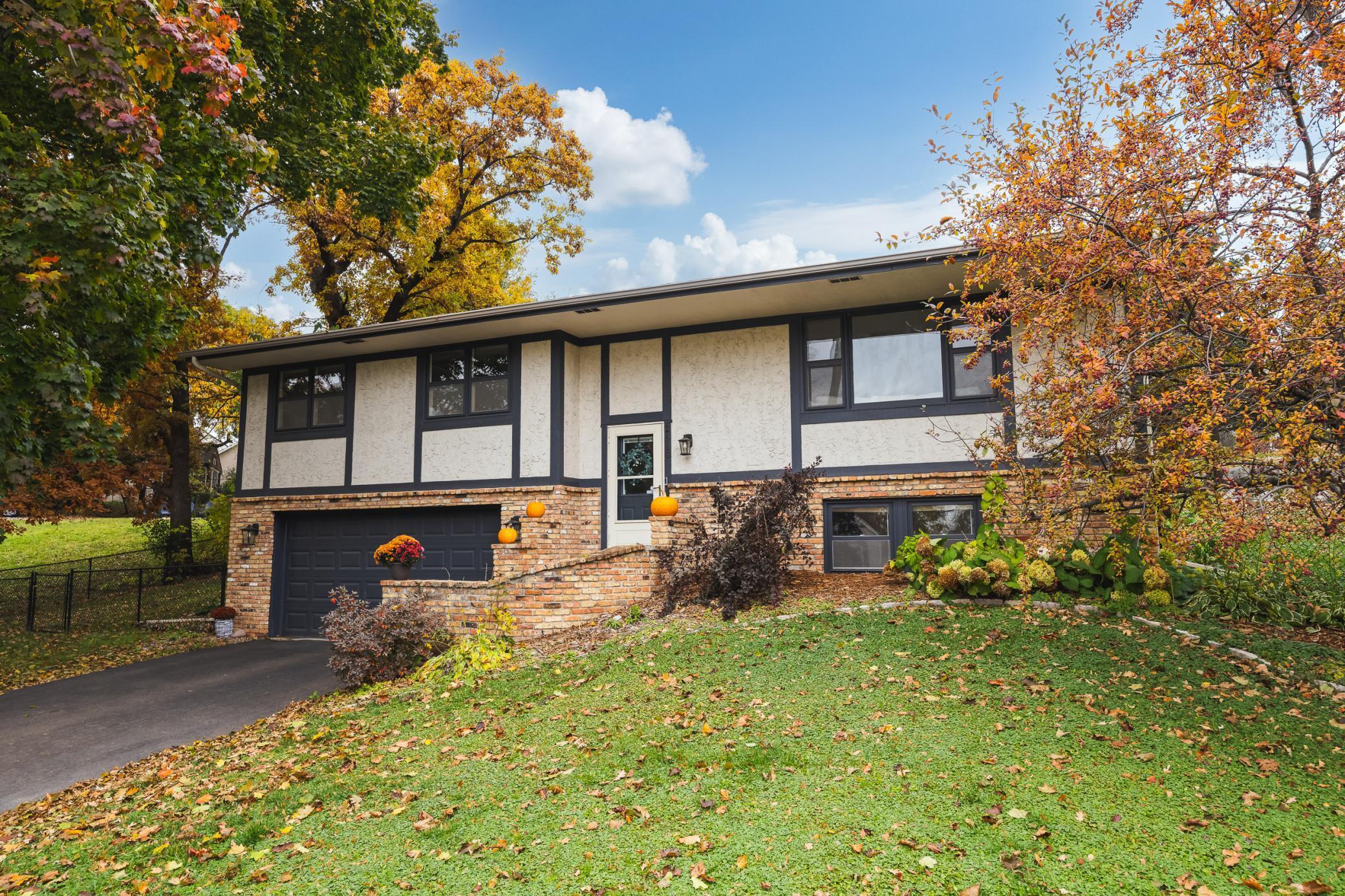 View of Residential at 2610 Medicine Ridge Road, Plymouth MN 55441, Plymouth - Mike Wilen | Minnesota Team Real Estate