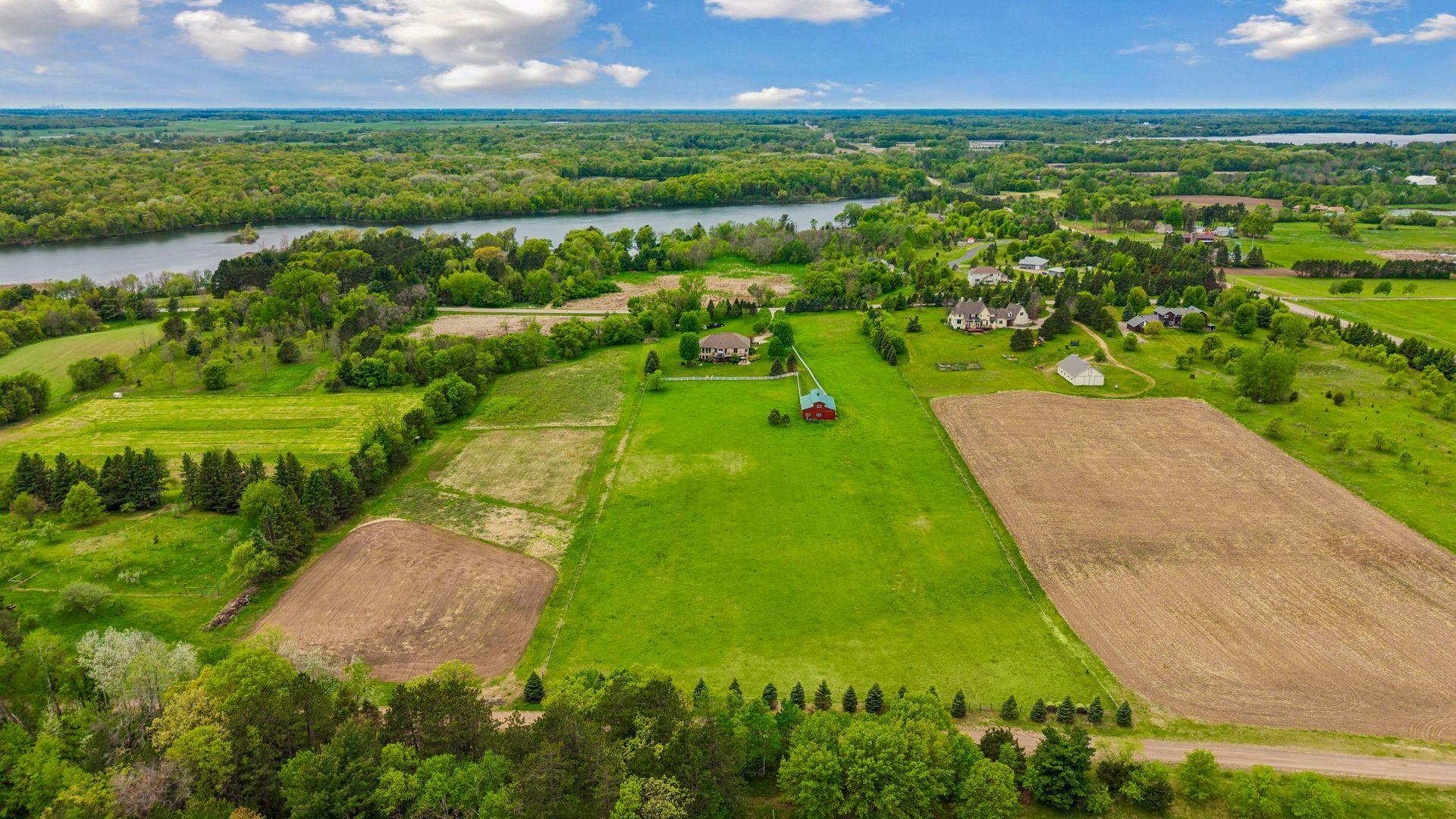 View of Residential at 16845 Norell Avenue, Marine On Saint Croix MN 55047, Marine On Saint Croix (14 of 89) - Mike Wilen | Minnesota Team Real Estate