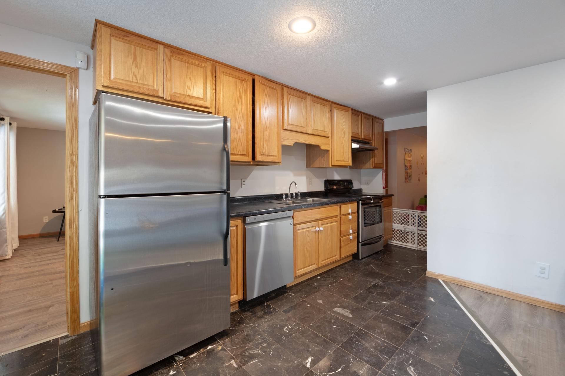 View of Residential at 9046 Edinburgh Lane, Woodbury MN 55125, Woodbury (9 of 26) - Mike Wilen | Minnesota Team Real Estate