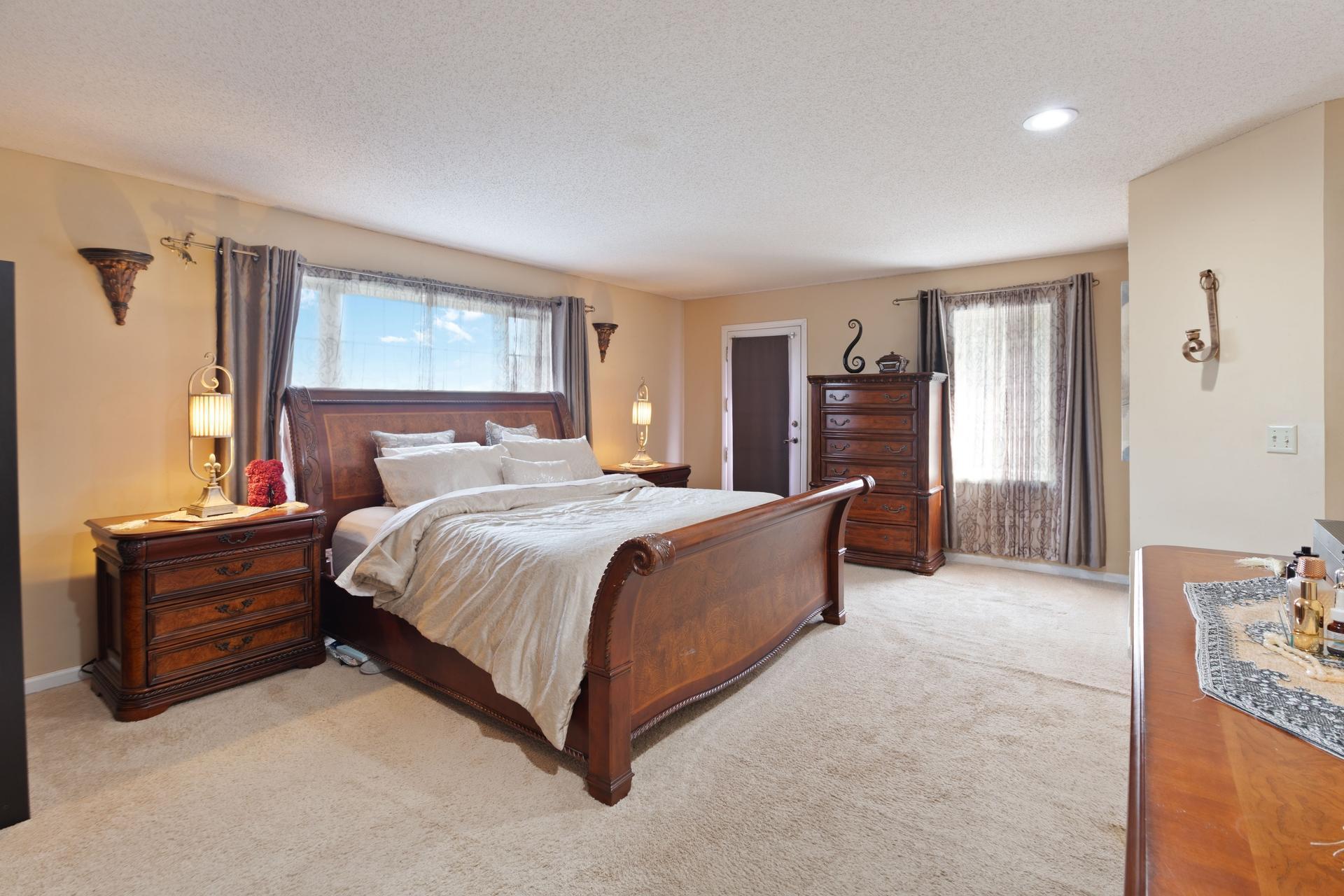 View of Residential at 9046 Edinburgh Lane, Woodbury MN 55125, Woodbury (3 of 26) - Mike Wilen | Minnesota Team Real Estate