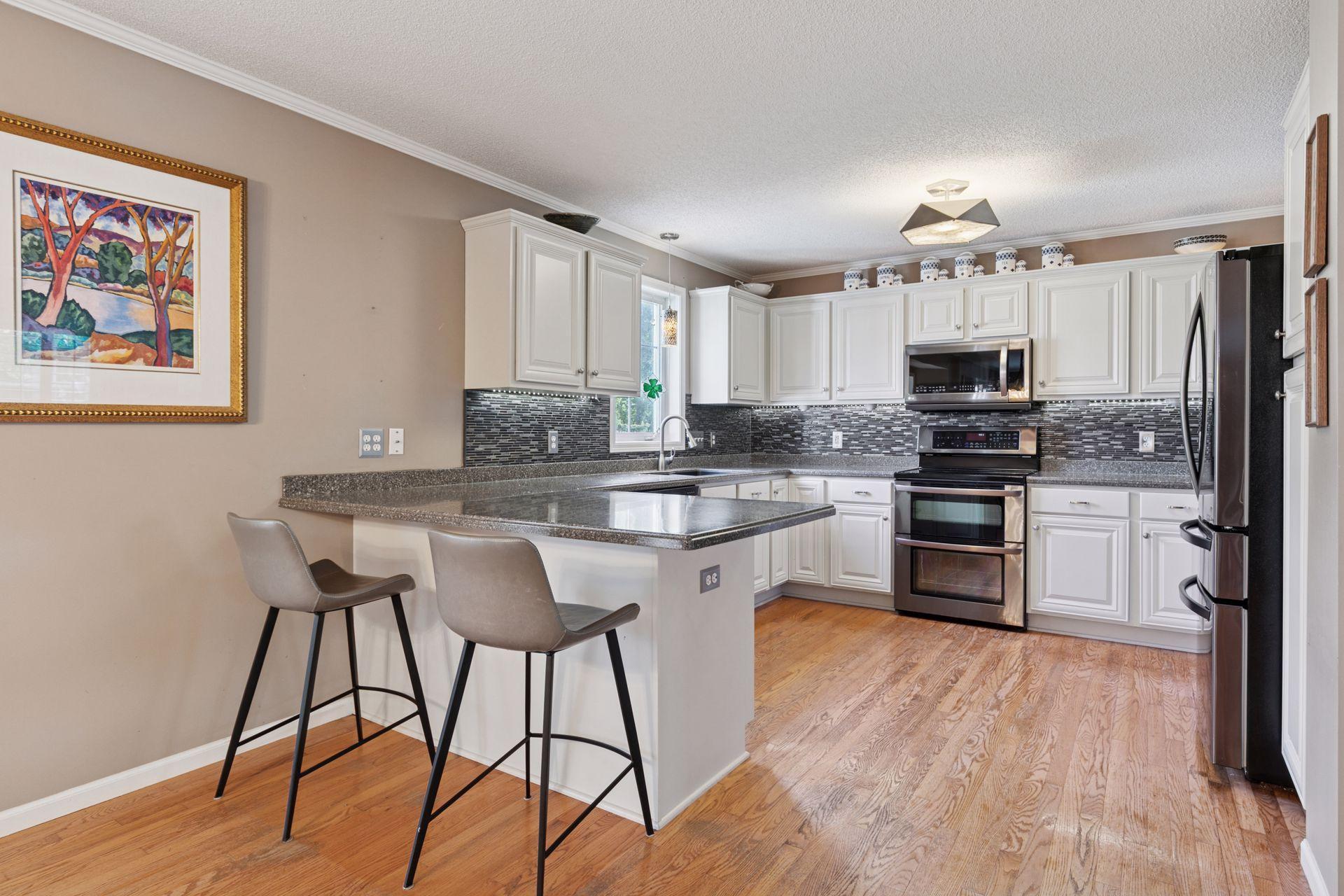 View of Residential at 6081 Ridge Drive, Savage MN 55378, Savage (14 of 38) - Mike Wilen | Minnesota Team Real Estate