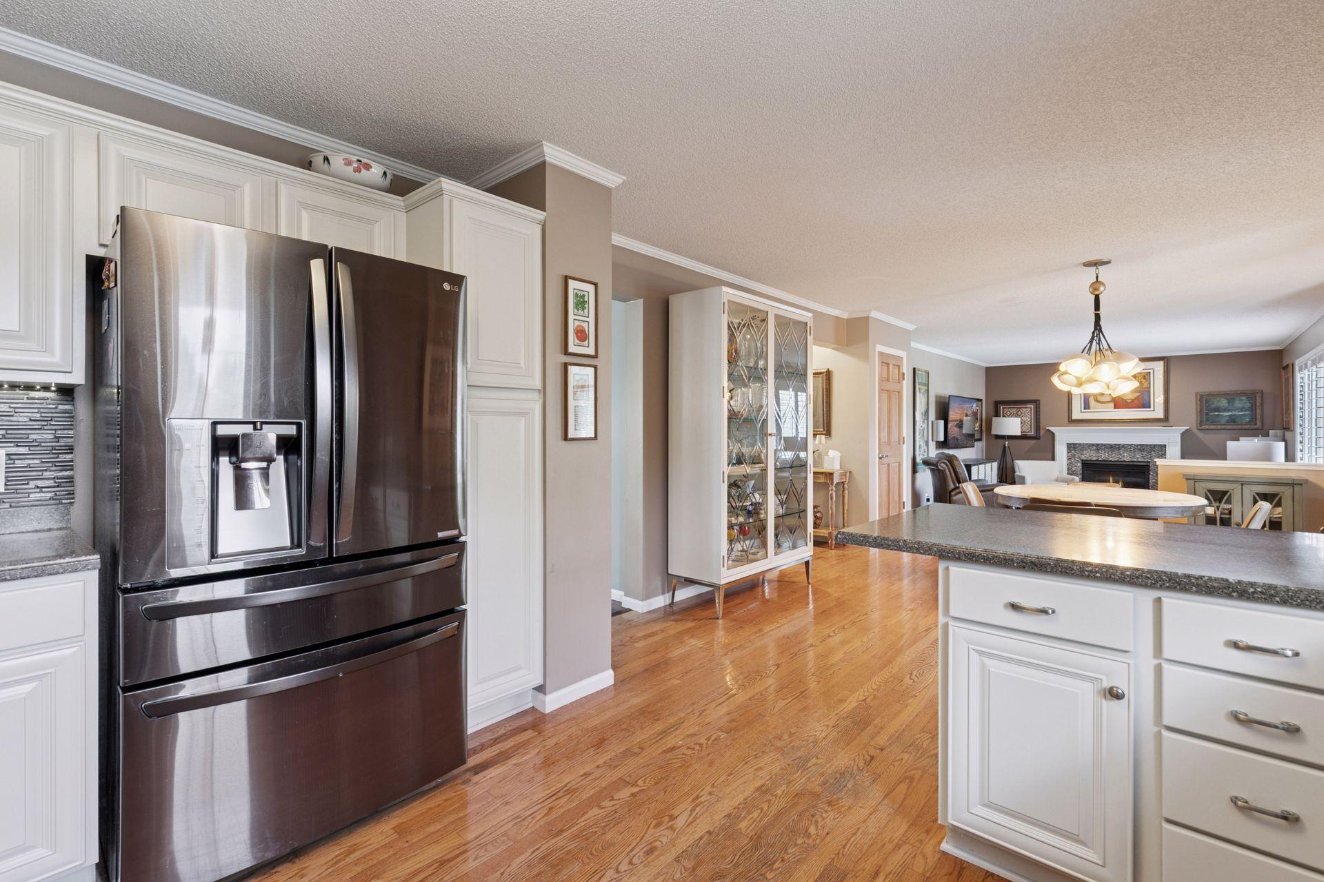 View of Residential at 6081 Ridge Drive, Savage MN 55378, Savage (16 of 38) - Mike Wilen | Minnesota Team Real Estate