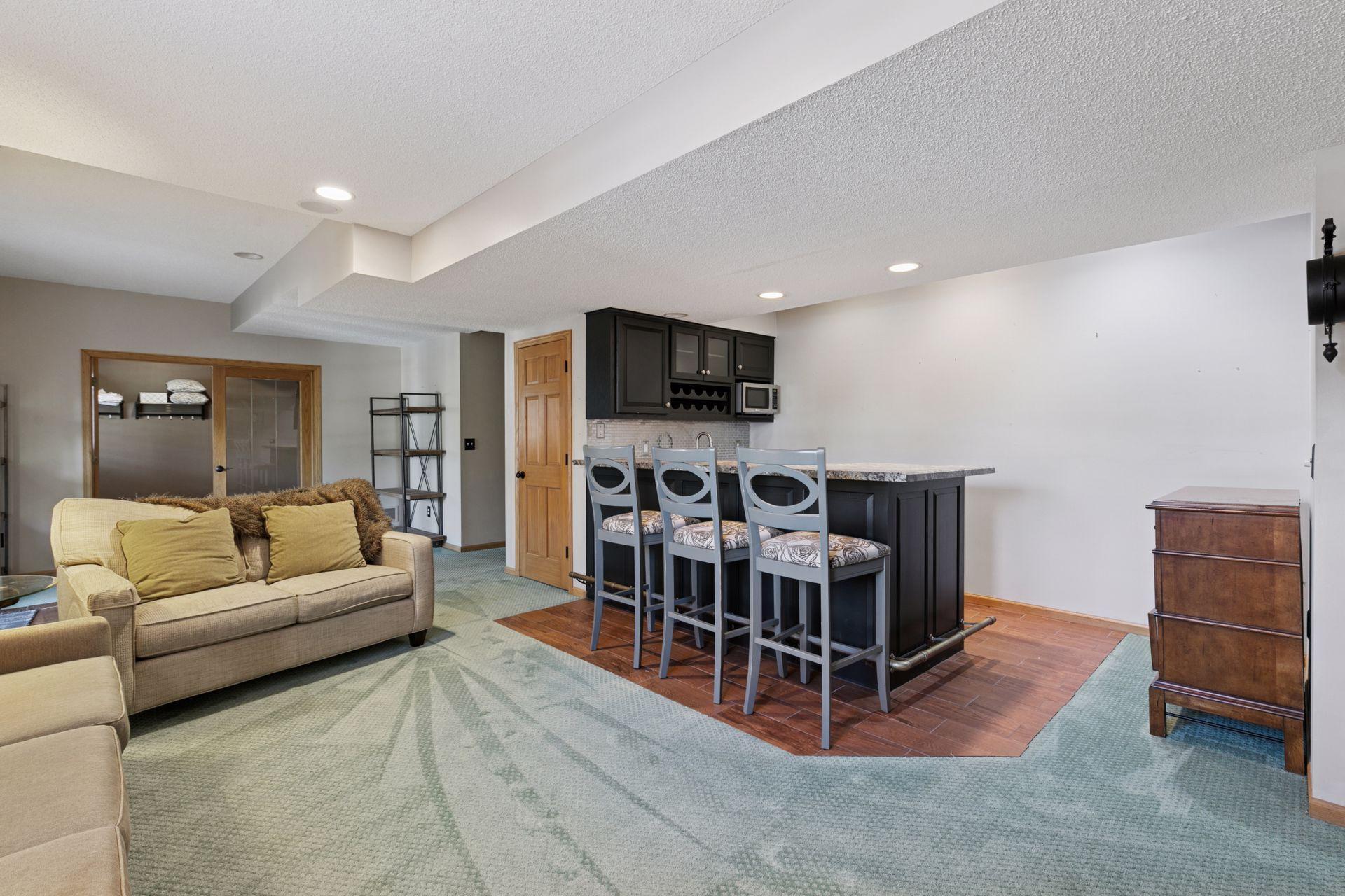View of Residential at 6081 Ridge Drive, Savage MN 55378, Savage (27 of 38) - Mike Wilen | Minnesota Team Real Estate
