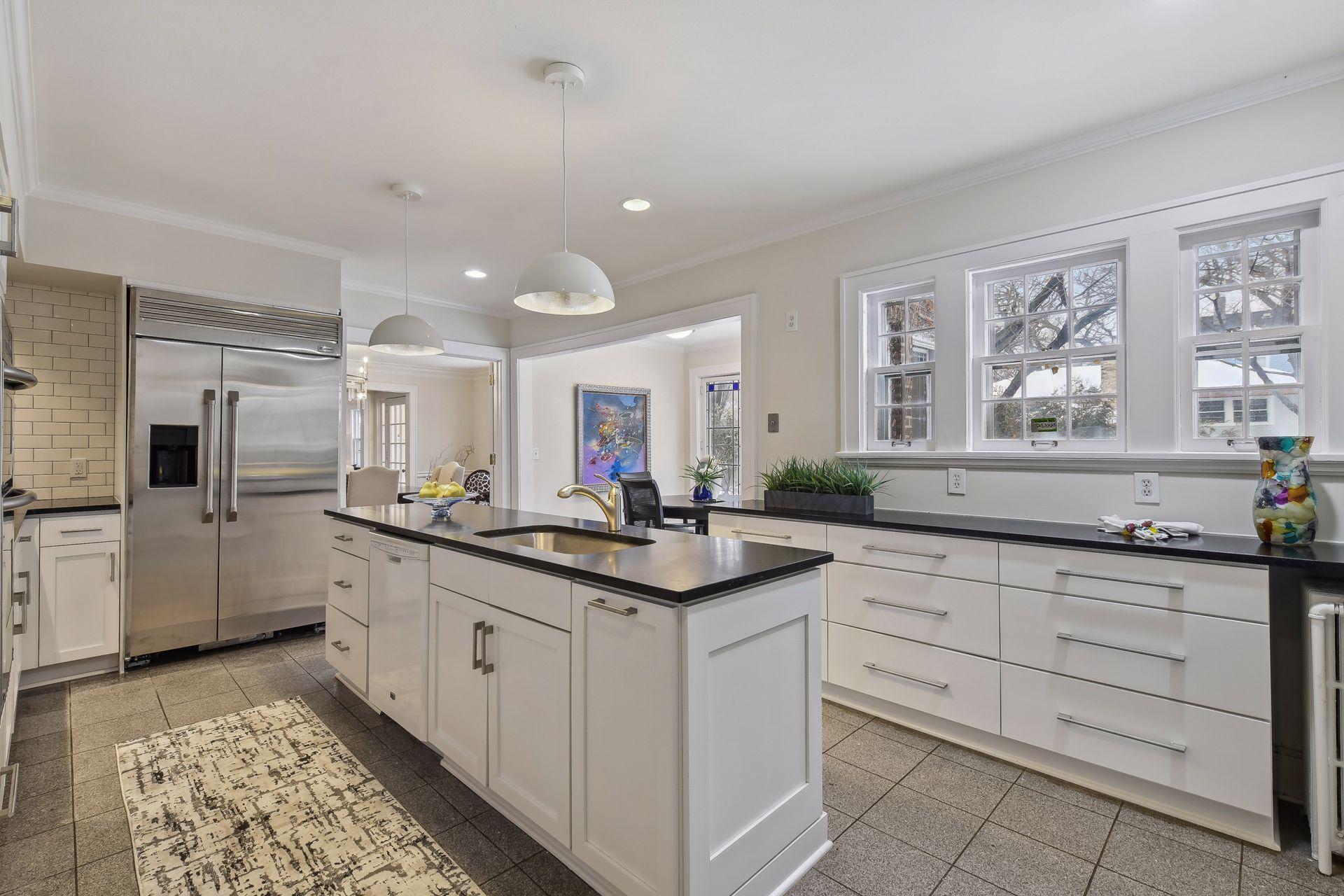 View of Residential at 1820 Girard Avenue #1, Minneapolis MN 55403, Minneapolis (14 of 41) - Mike Wilen | Minnesota Team Real Estate