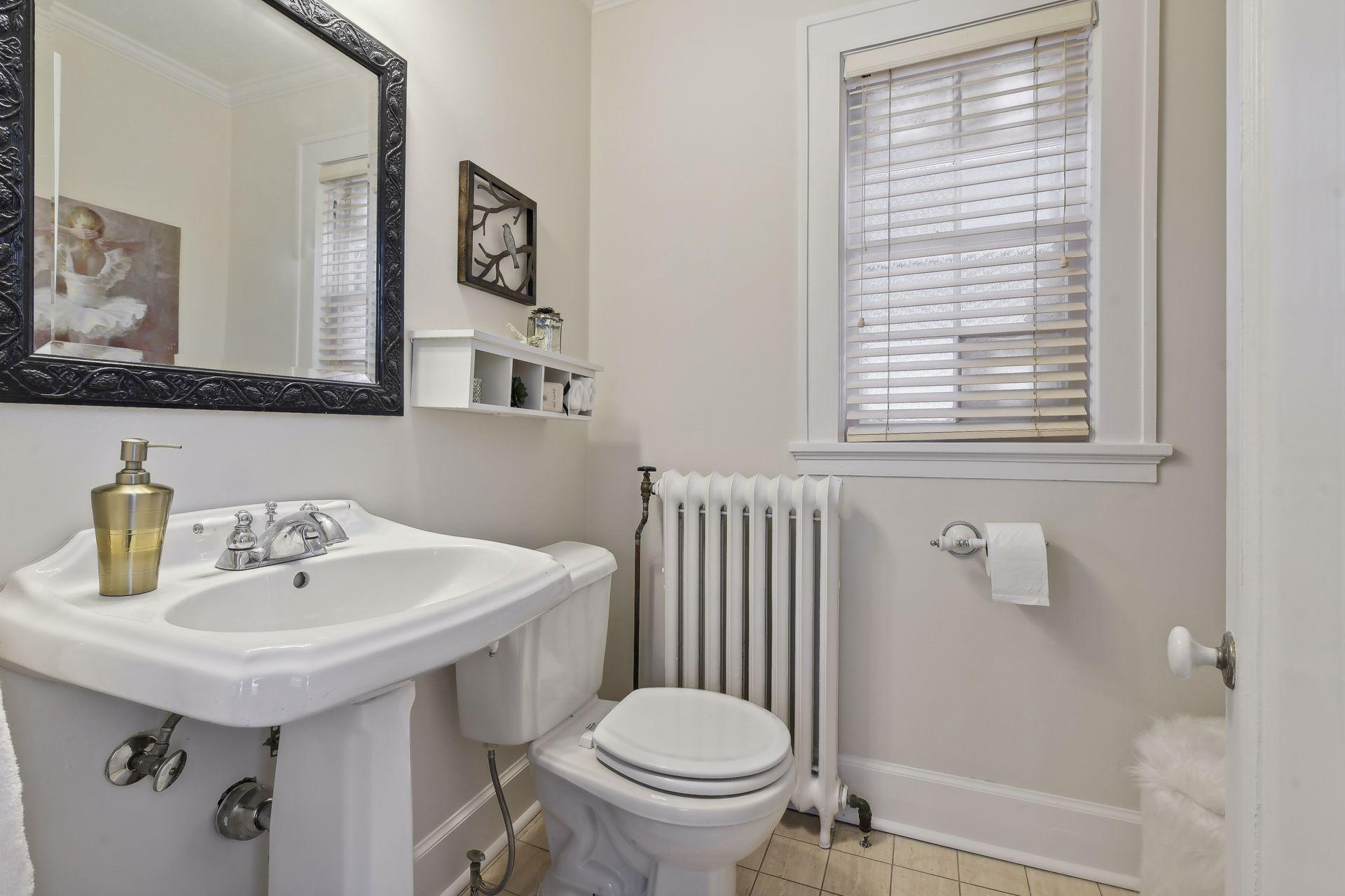 View of Residential at 1820 Girard Avenue #1, Minneapolis MN 55403, Minneapolis (24 of 41) - Mike Wilen | Minnesota Team Real Estate